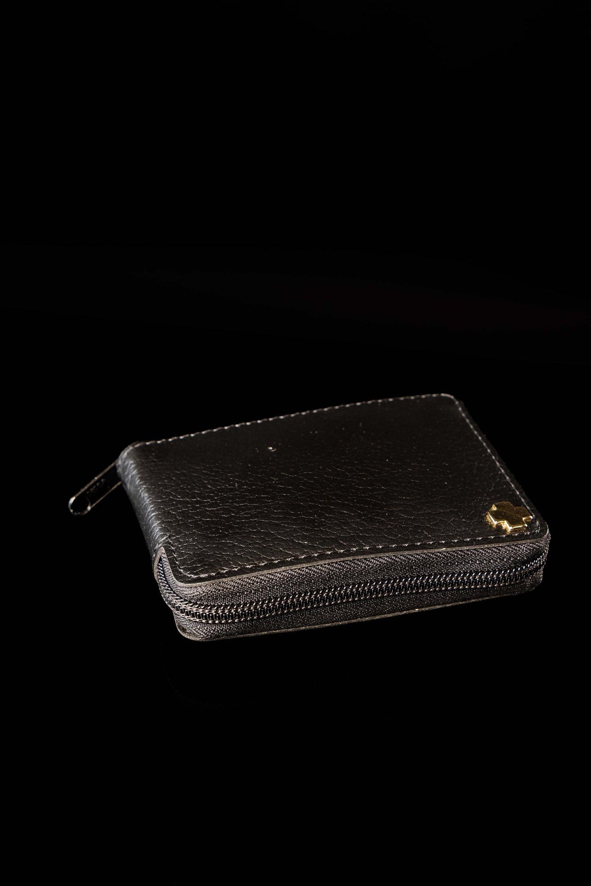 Borsa con dotazione liturgica e piccola croce, 8 cm