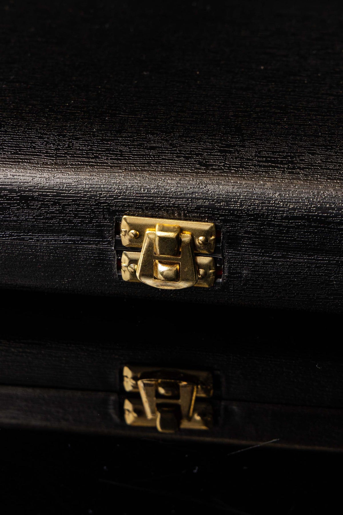 Borsa con dotazione liturgica in custodia rigida