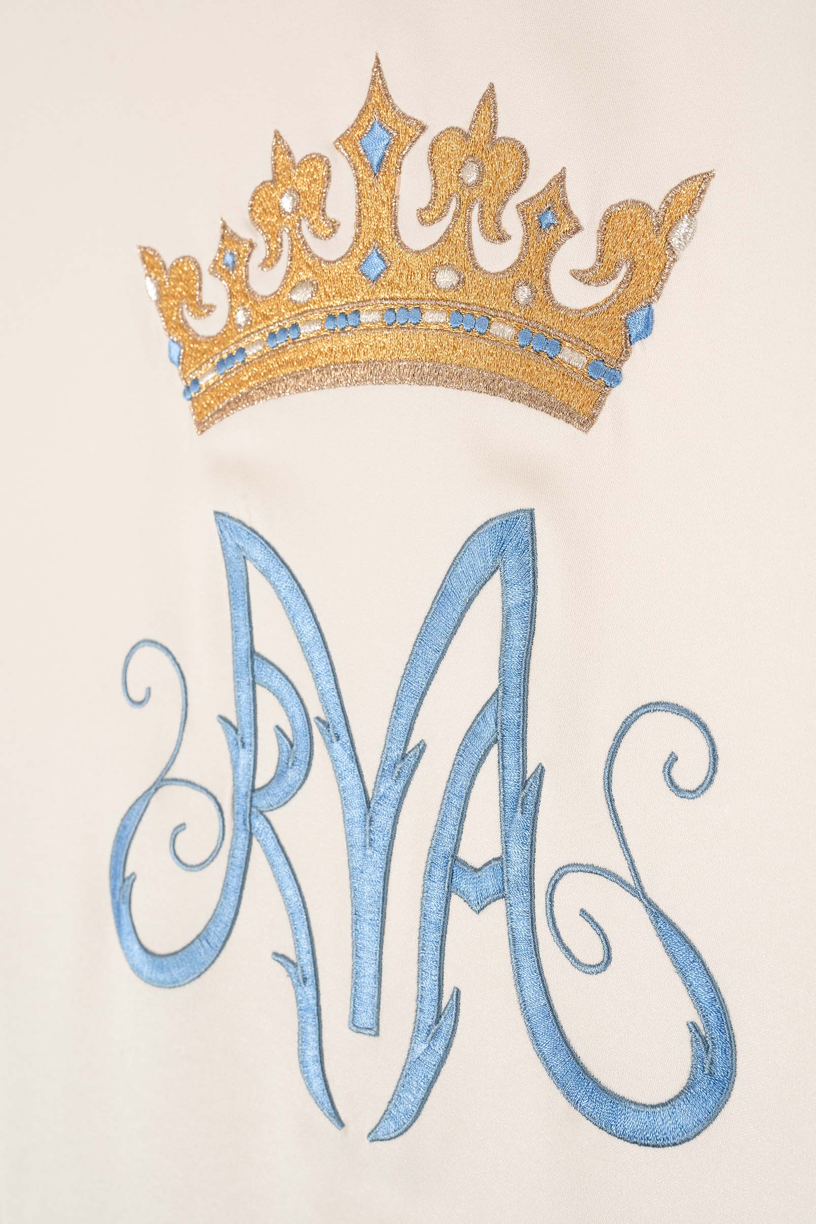 Pianeta écru ricamata con motivo mariano