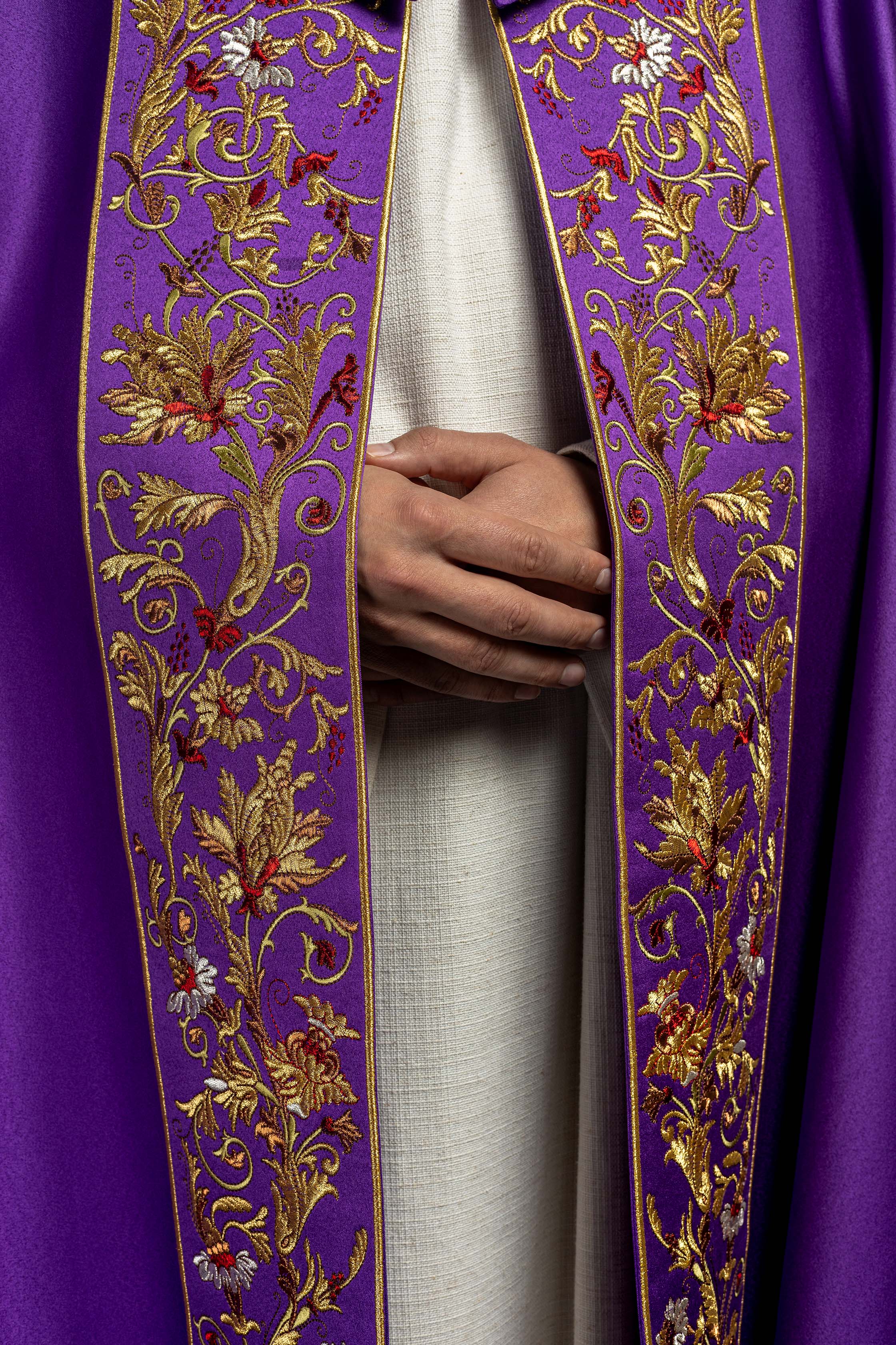 Kapa eucharystyczna monogram PX w kolorze fioletowym - ORNATY.PL