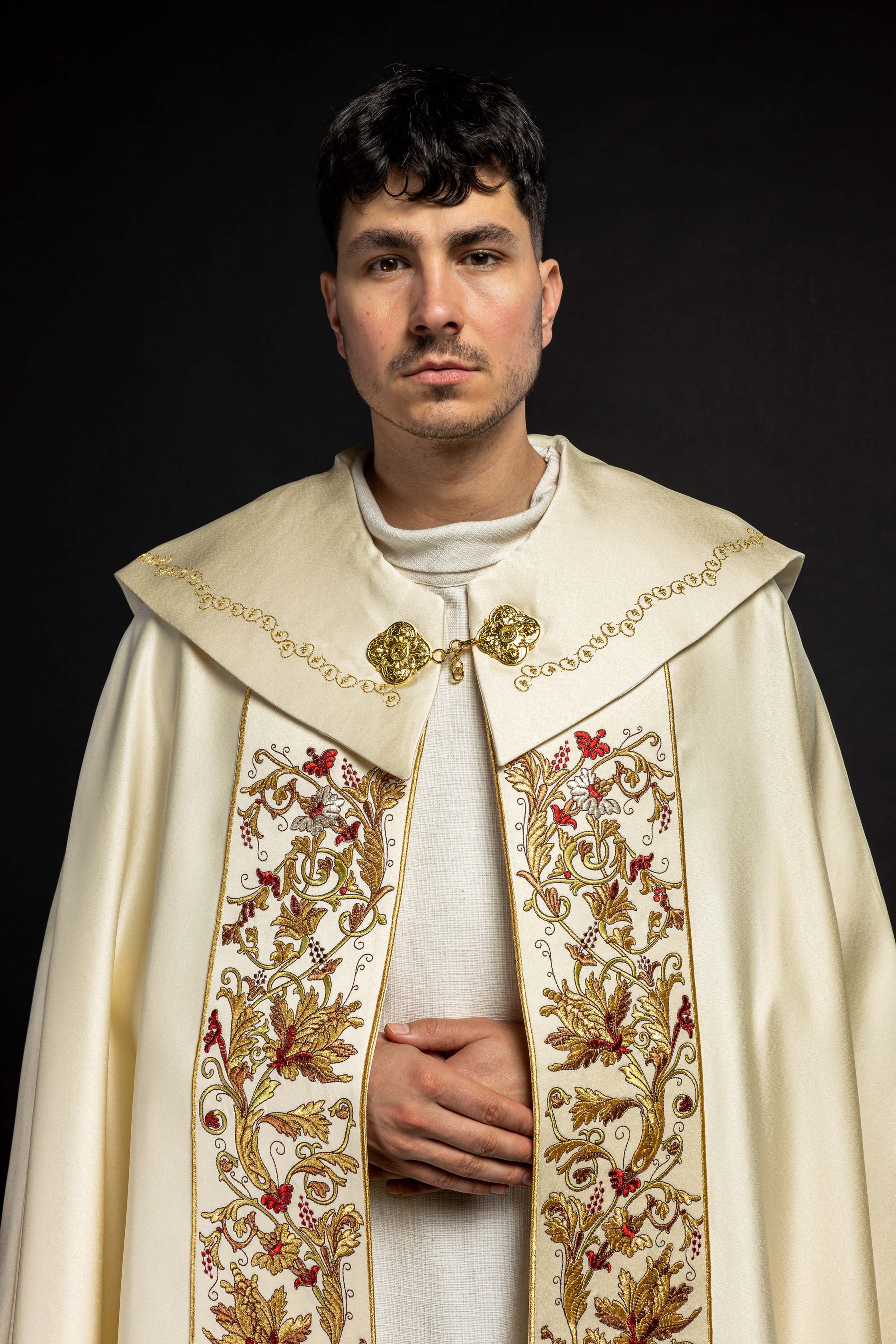 Kapa eucharystyczna monogramem PAX ecru - ORNATY.PL