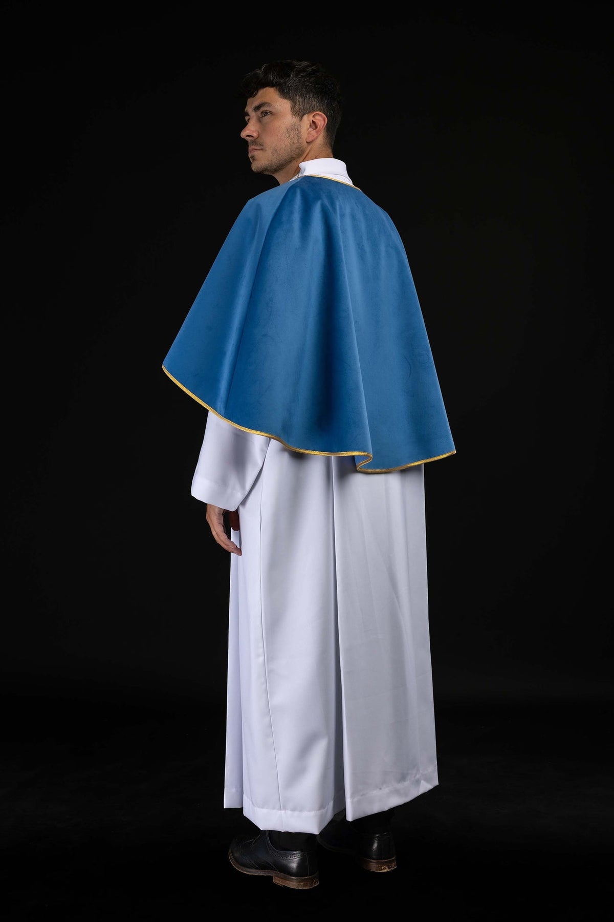 Mantellina da ministrante in velluto blu con bordo dorato