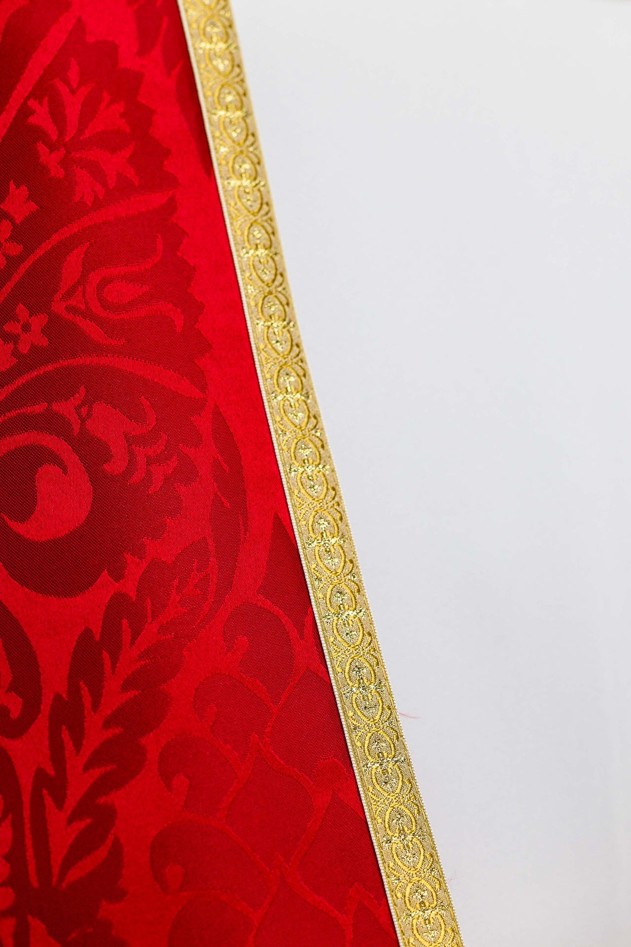 Piviale romano in tessuto jacquard – Rosso