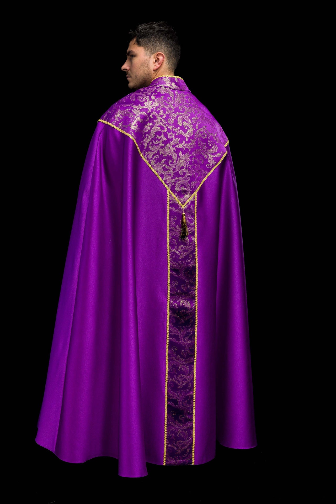 Kapa haftowana ozdobiona tkanina żakardowa fioletowa - ORNATY.PL