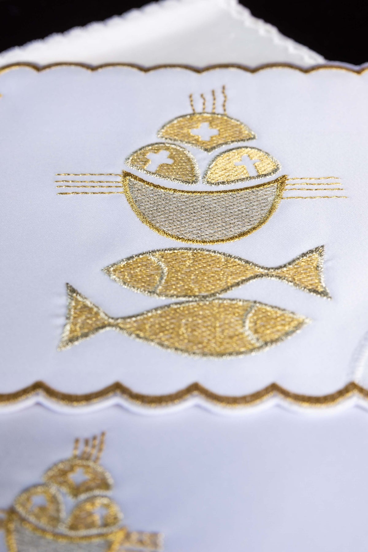 Servizio Messa ricamato Pane con Pesce