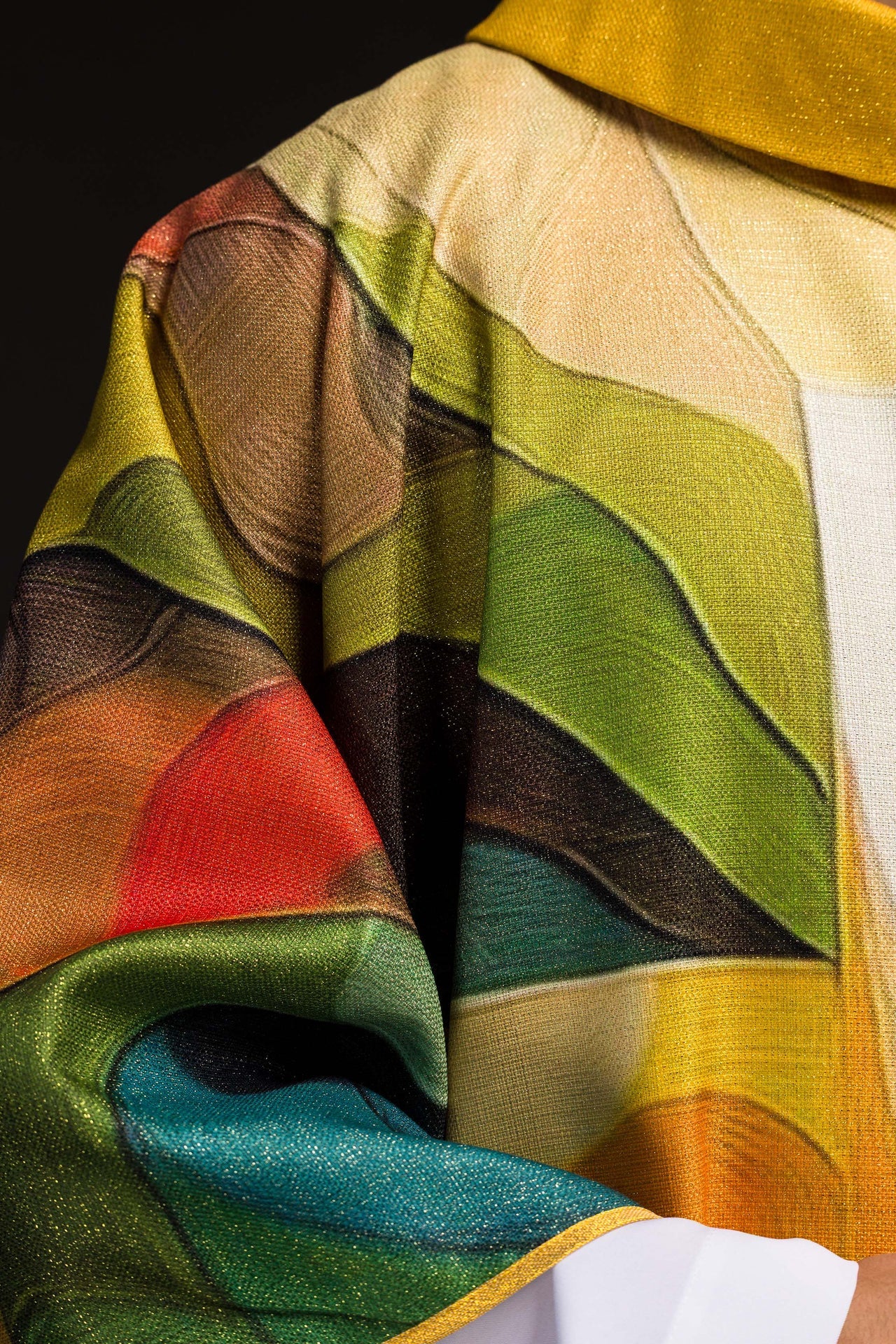 Casula stampata multicolore con motivo della croce