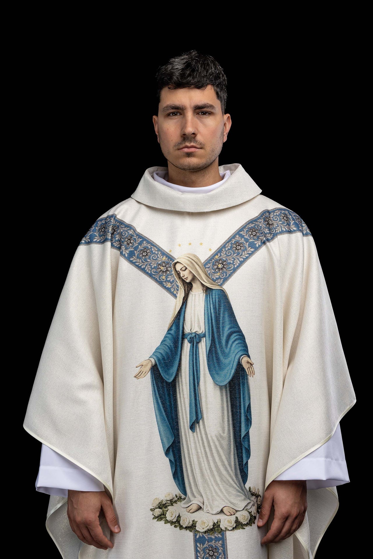 Casula stampata con l’immagine della Madonna Immacolata