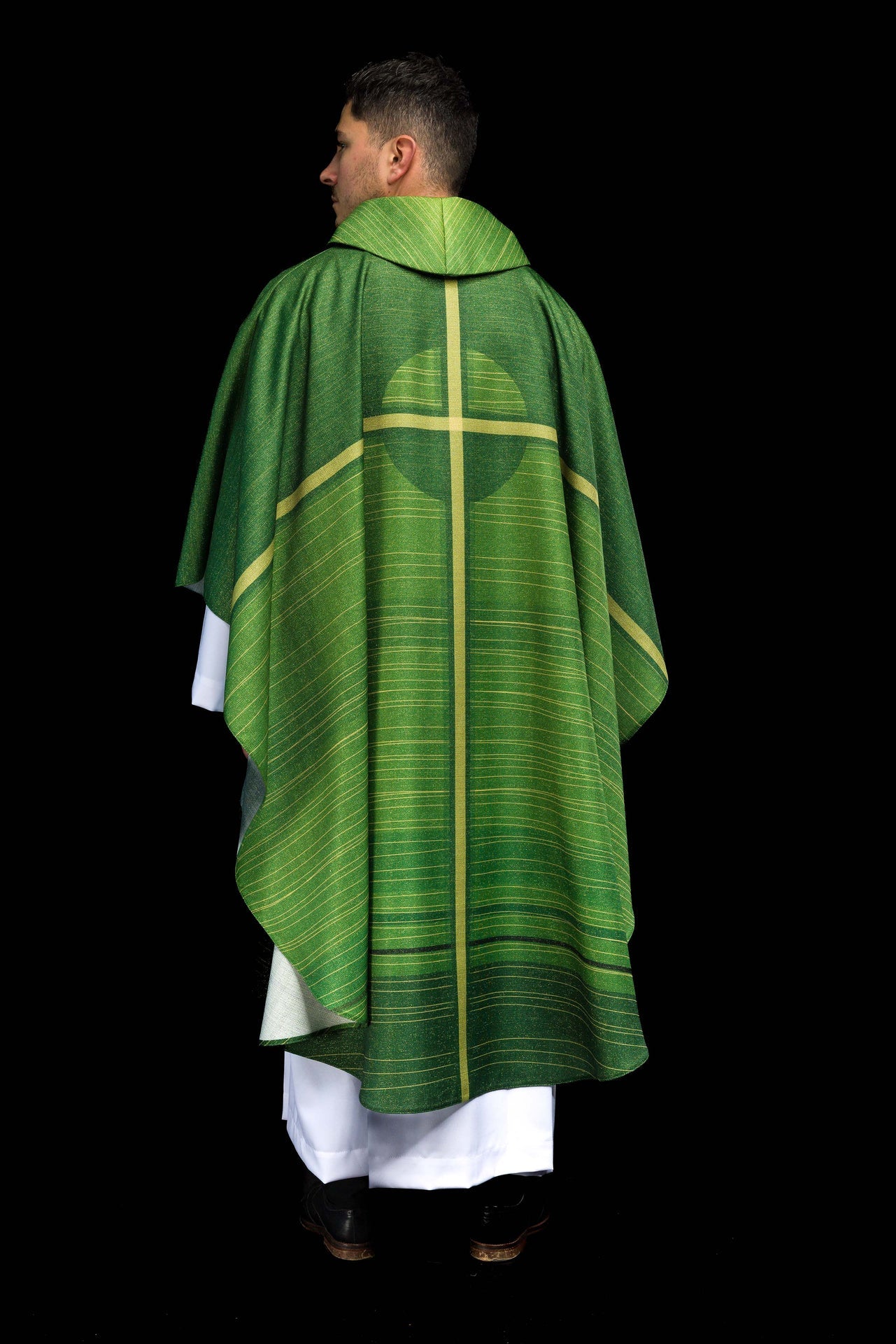 Casula stampata verde con motivo della croce