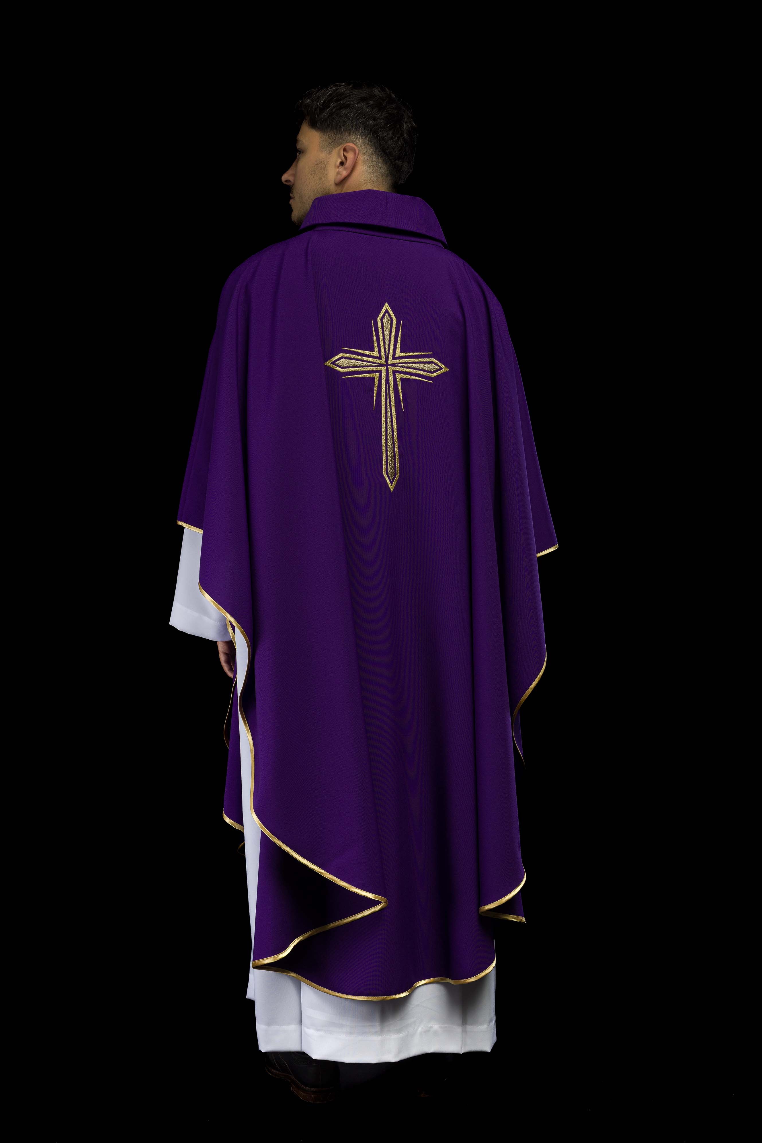 Casula Viola con ricamo della Croce