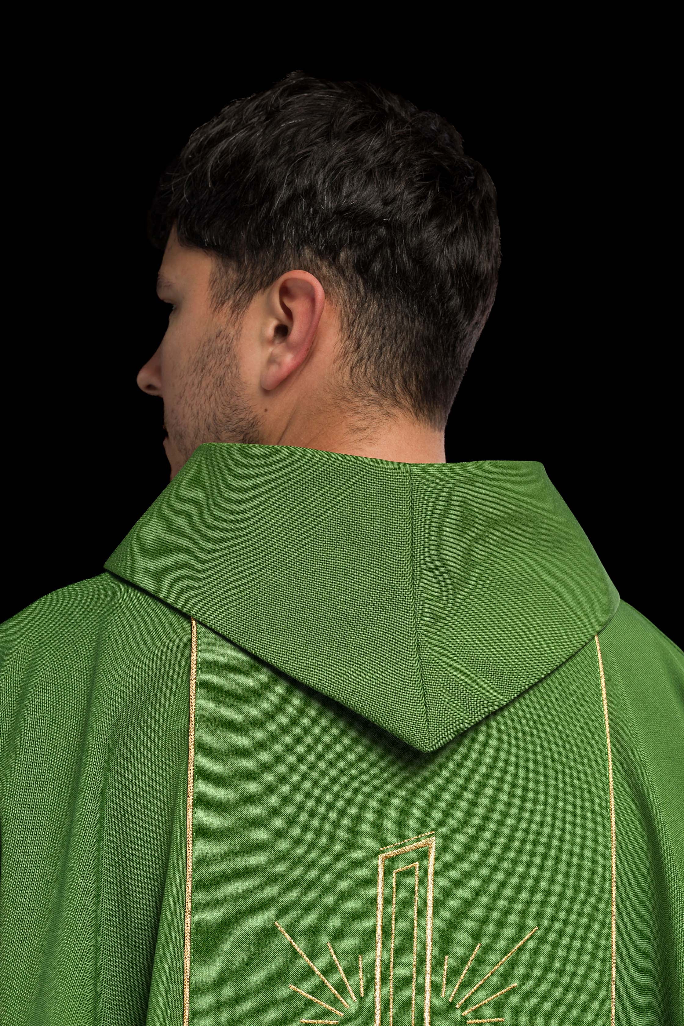 Casula Verde con ricamo dorato Croce e IHS