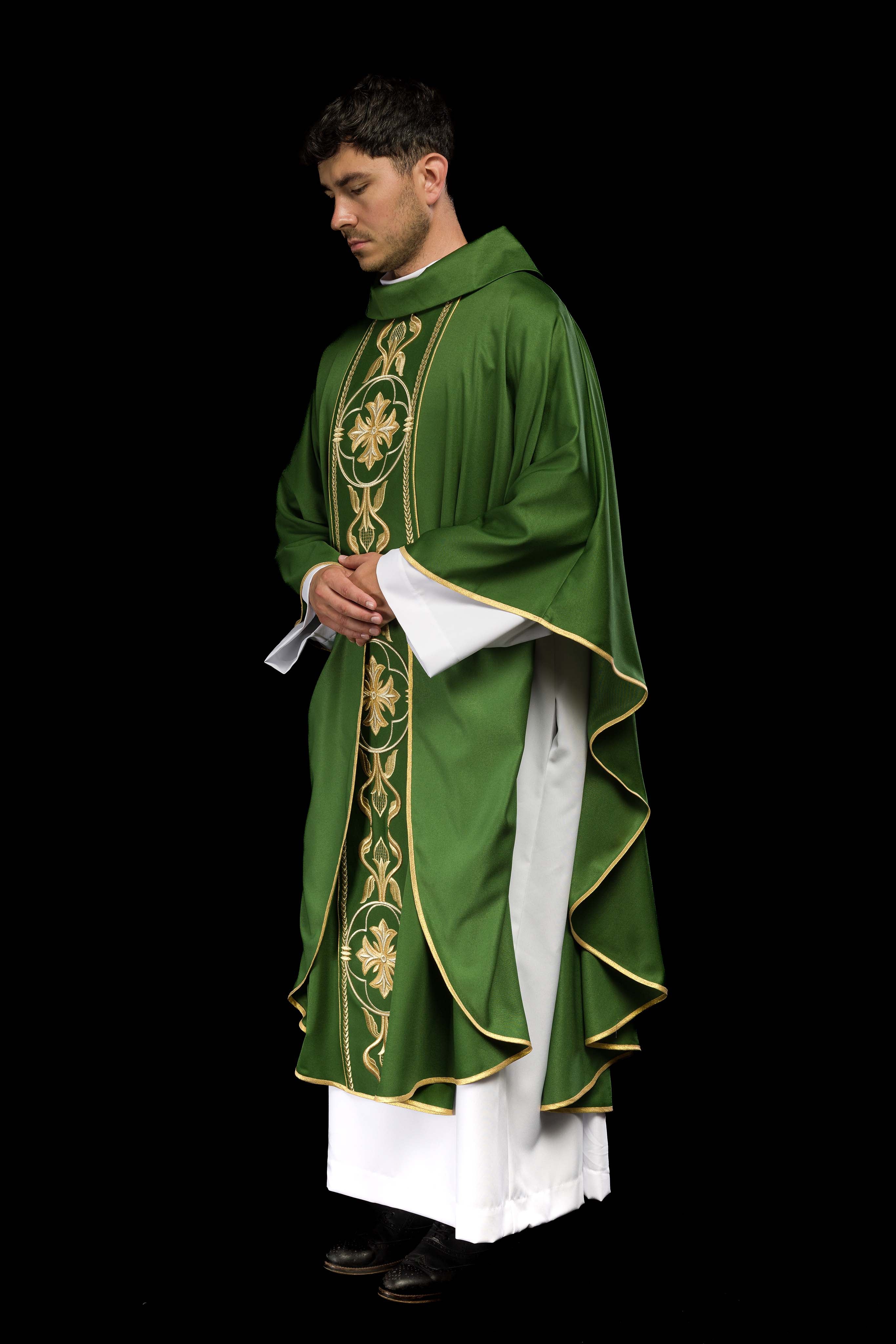 Casula ricamata Verde con Fascia Decorativa