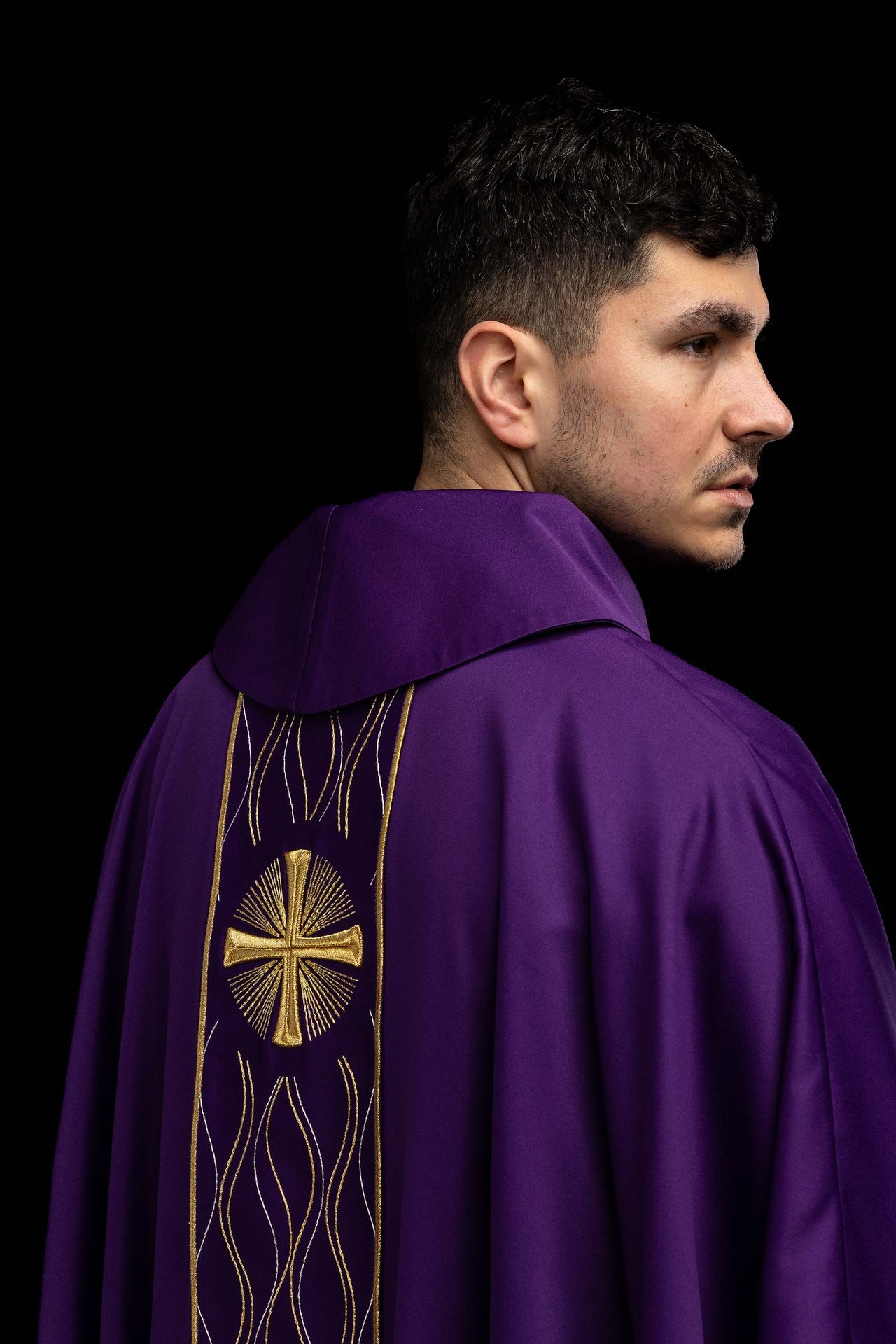 Ornat haftowany Krzyż fioletowy - ORNATY.PL