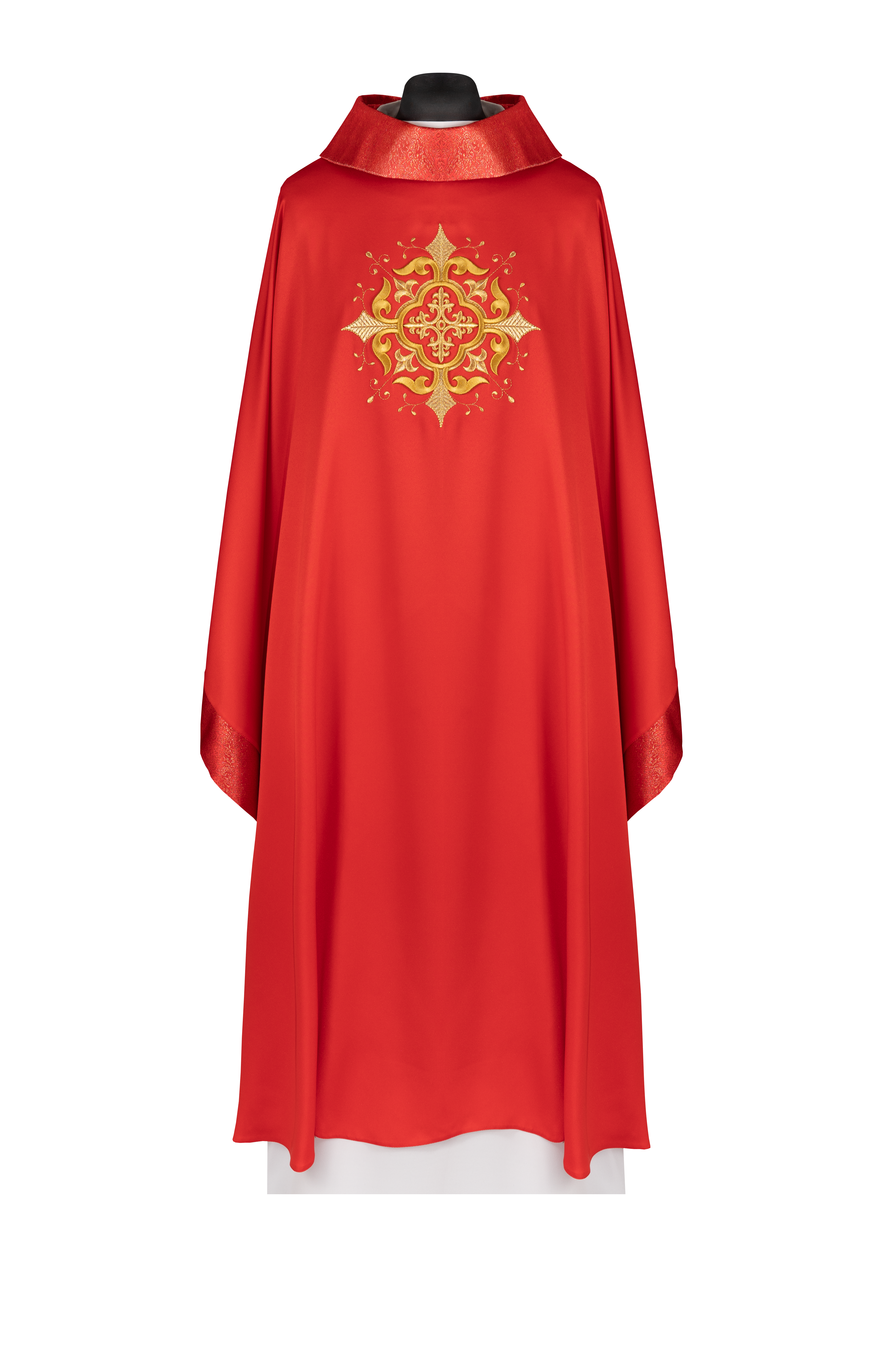 Pianeta liturgica rossa con motivo ricamato della croce e finiture pregiate