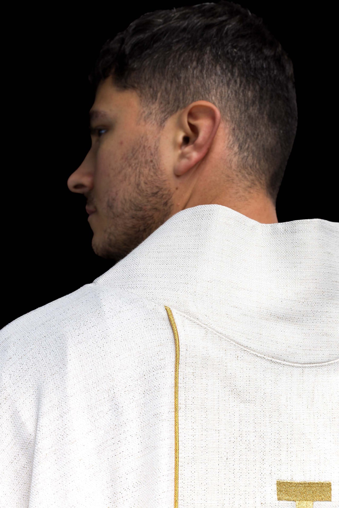 Casula ricamata con la Croce di Gerusalemme – ecru