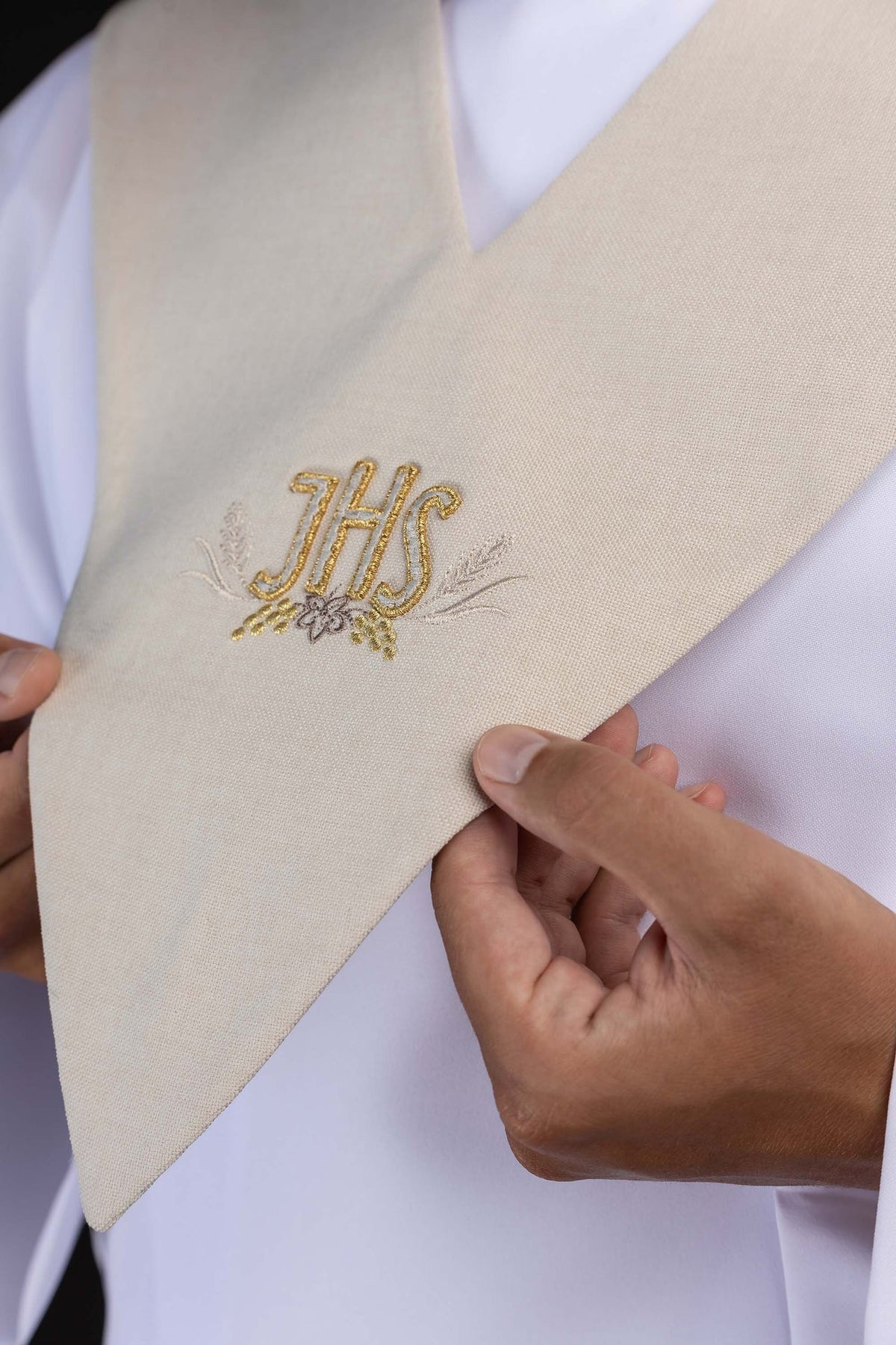 Palliotto da lettore avorio con ricamo IHS