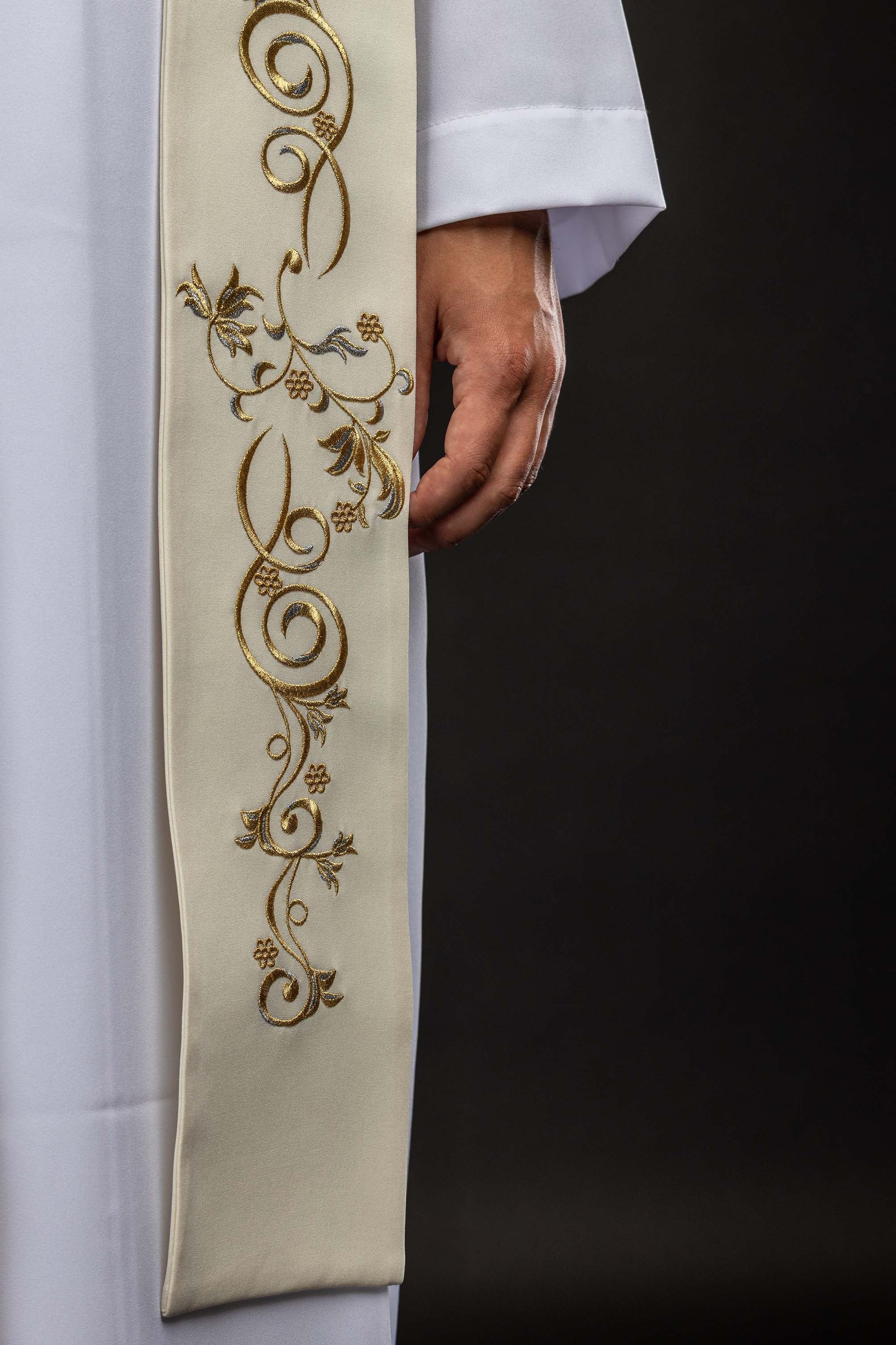 Stola ricamata con l’immagine di Nostra Signora di Fatima