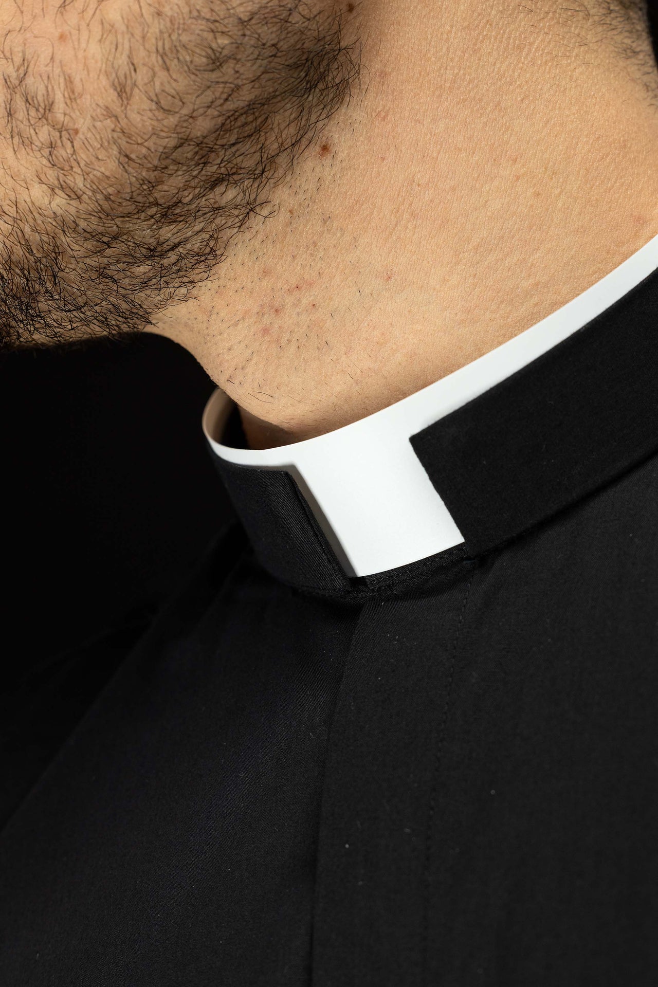 Camicia clergy romana nera a maniche lunghe con colletto romano