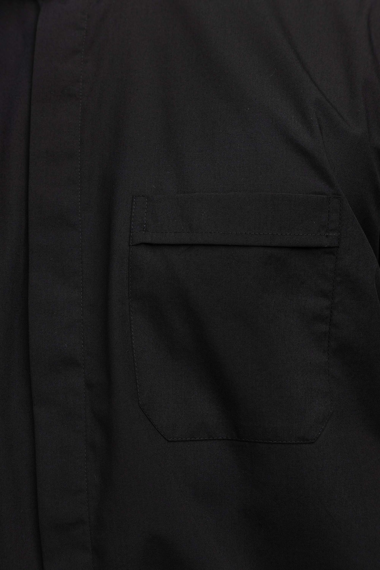 Camicia clergy romana nera a maniche corte con colletto romano