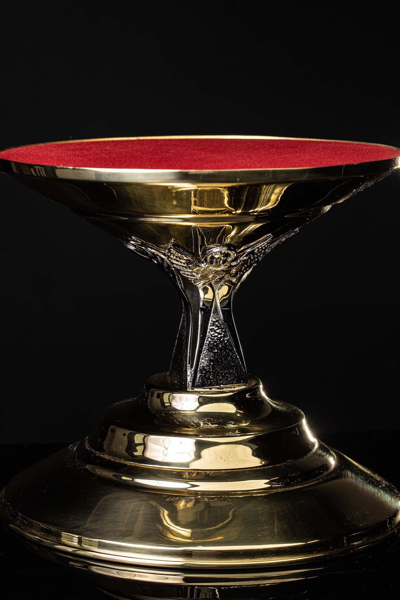 Trono per ostensorio artigianale in ottone dorato