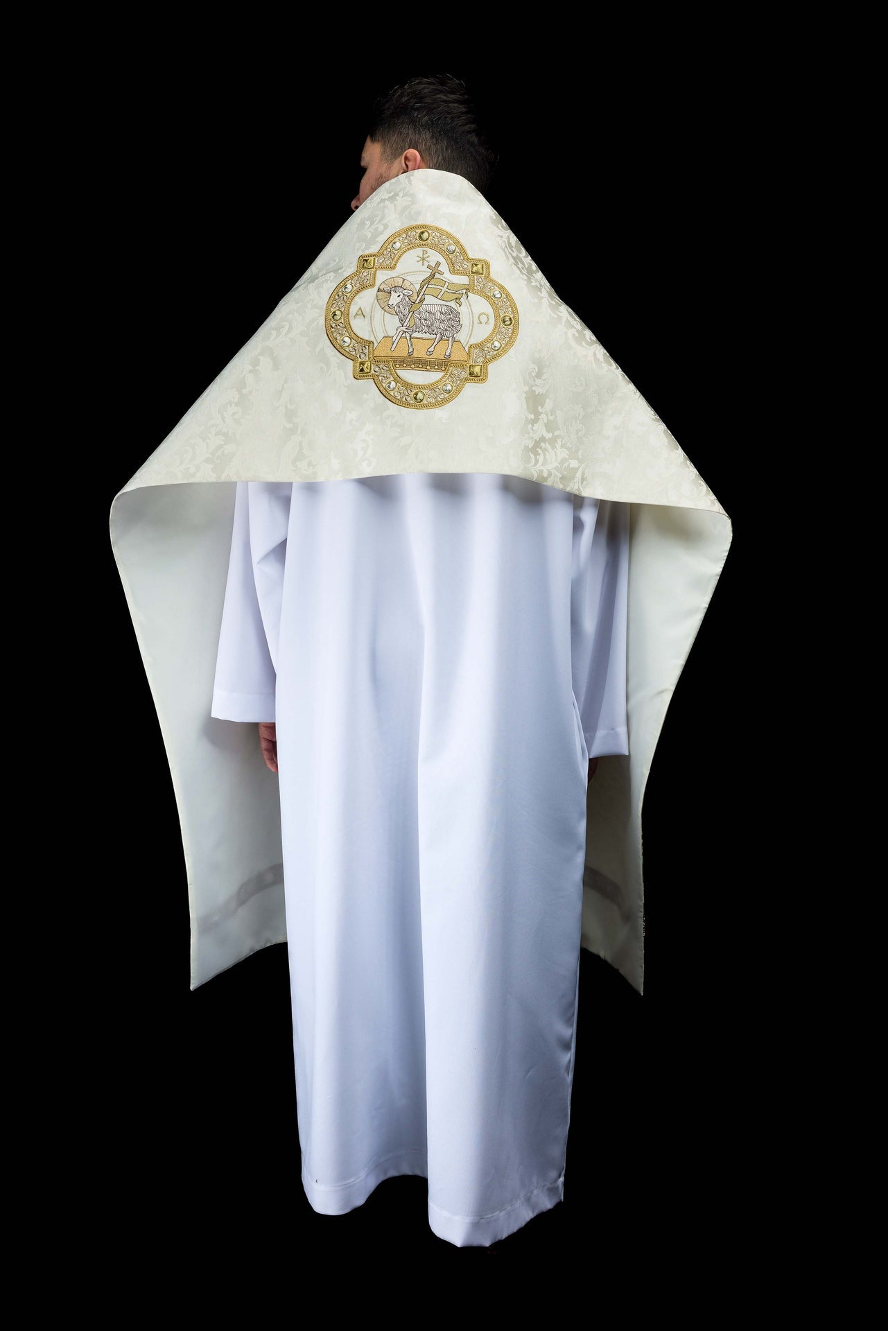 Velo omerale con ricamo dell’Agnello Pasquale su tessuto jacquard