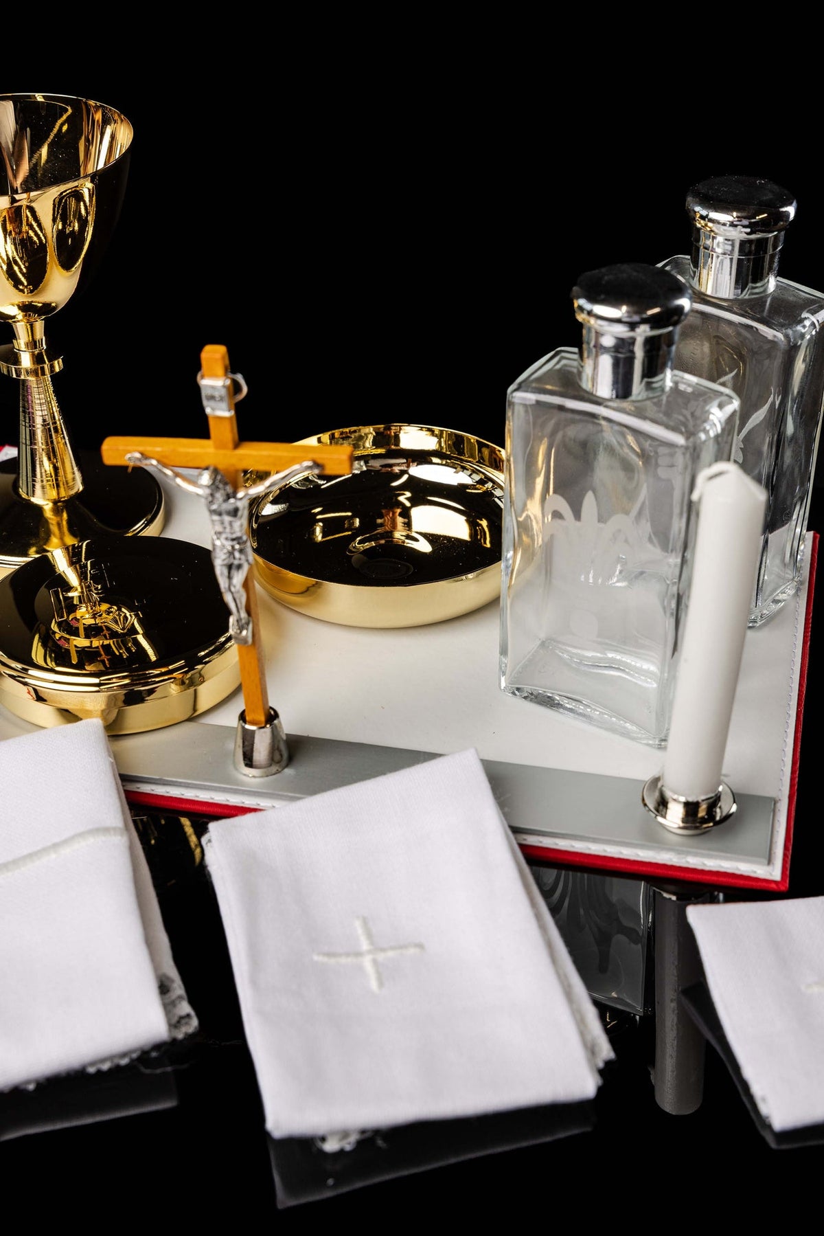 Valigia da missione con dotazione liturgica completa