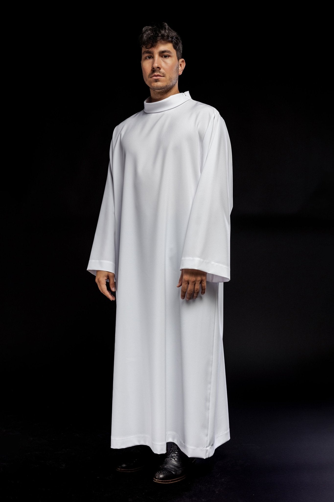 Camice sacerdotale bianco semplice KAB/021/04/12 135cm/164cm - PERILPRETE.IT
