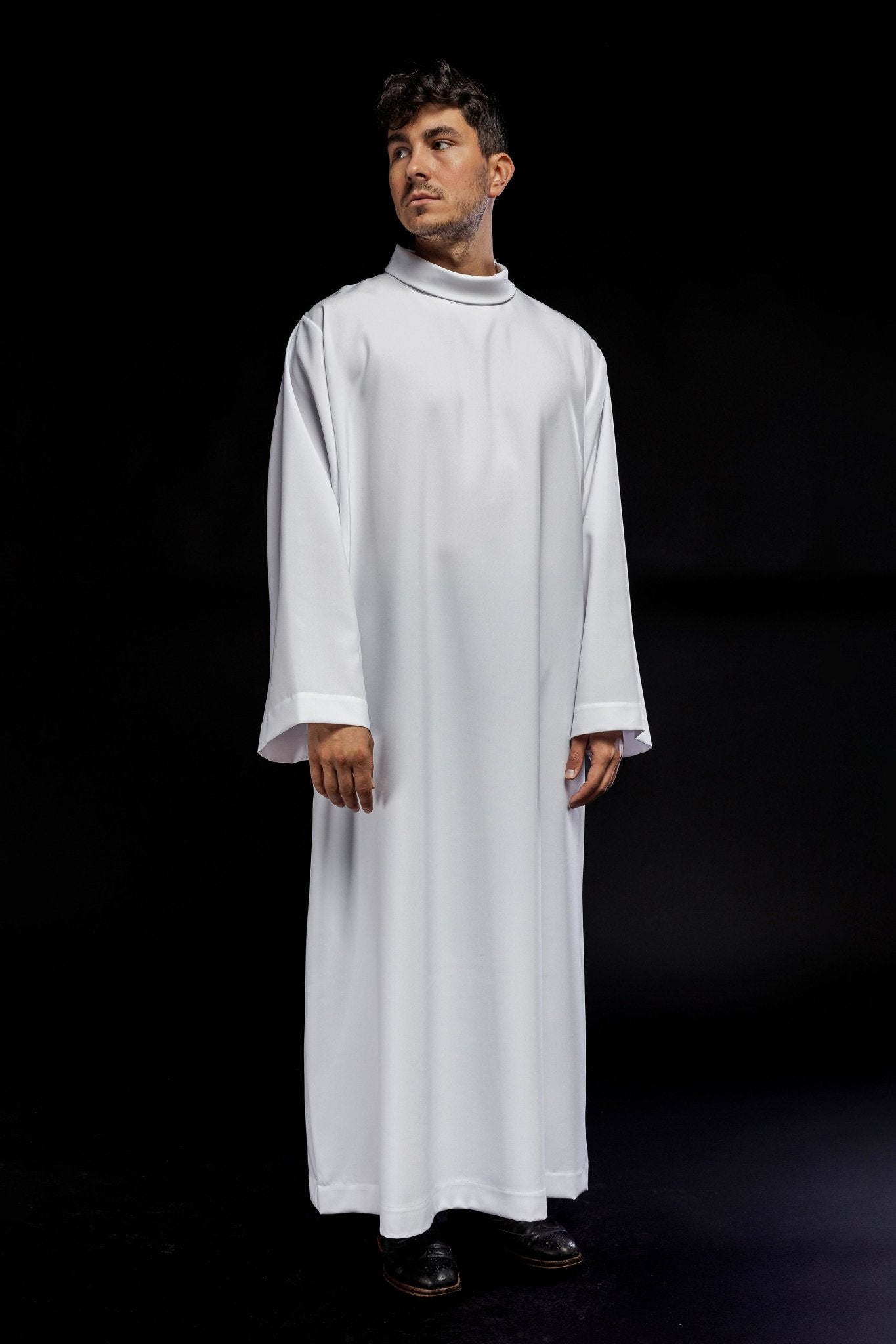 Camice sacerdotale bianco semplice KAB/021/04/12 135cm/164cm - PERILPRETE.IT