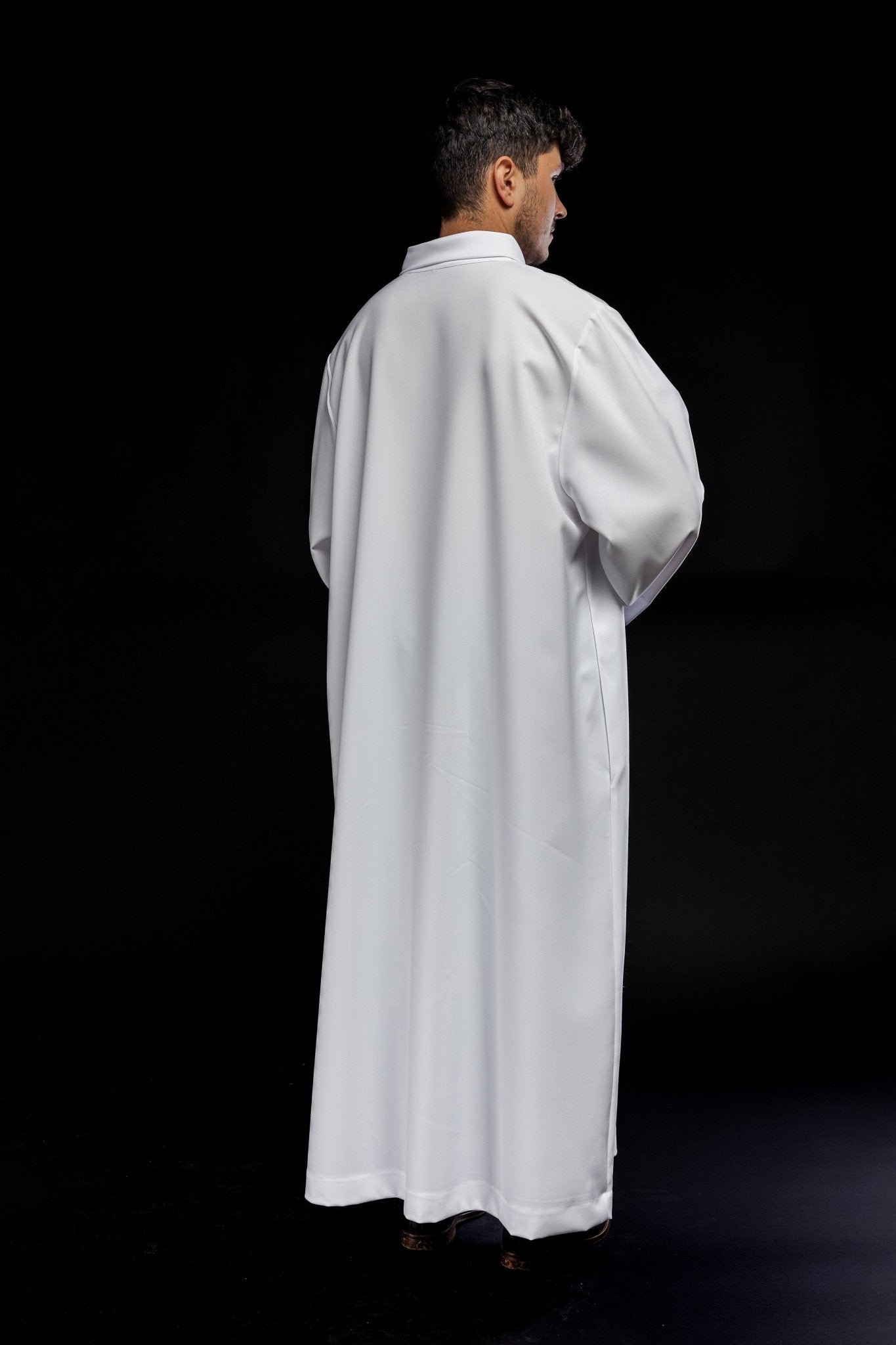Camice sacerdotale bianco semplice KAB/021/04/12 135cm/164cm - PERILPRETE.IT