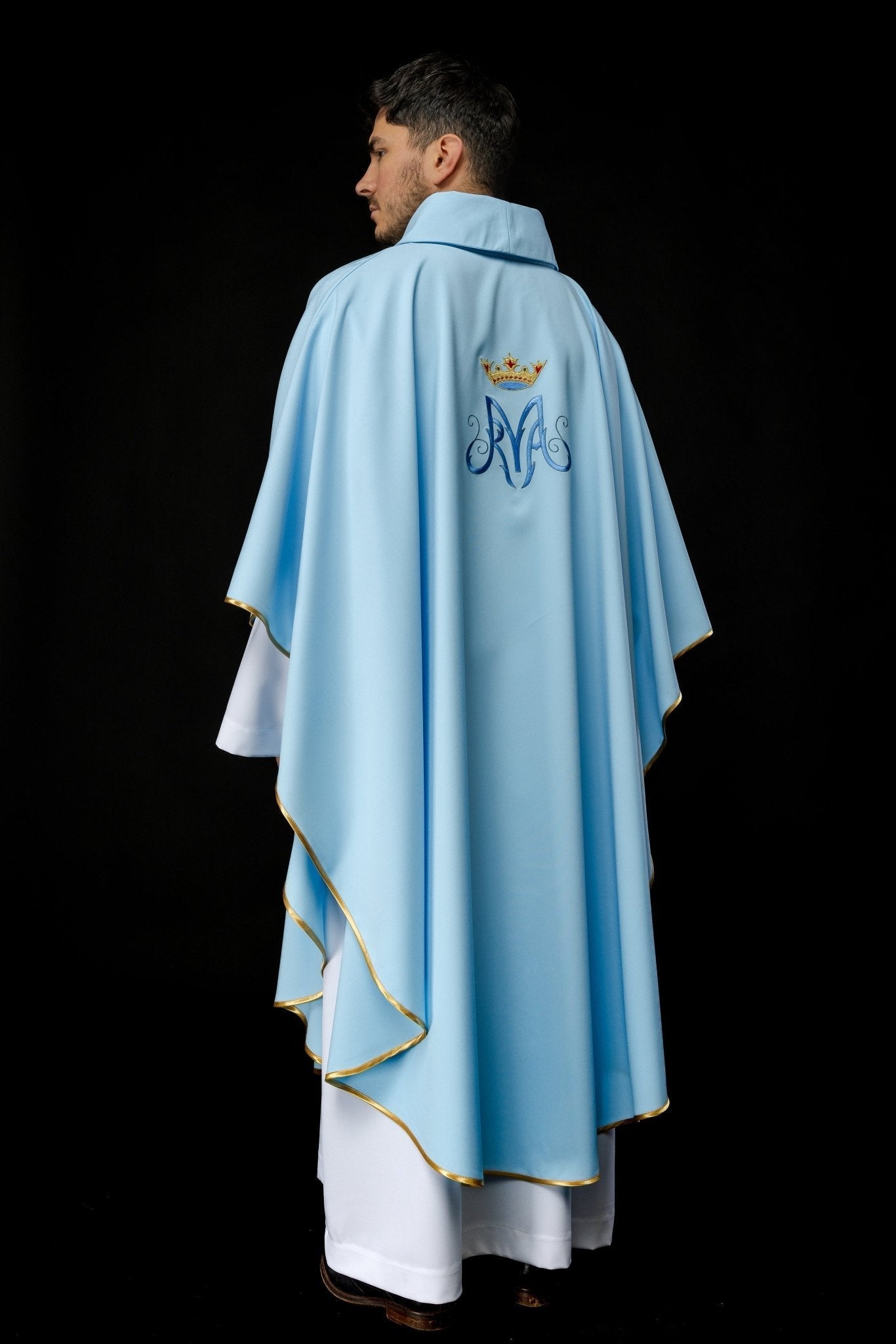 Casula Azzurra con stolone ricamato con Monogramma Mariano in blu KOR/127/06/12 NIEBIESKI - PERILPRETE.IT