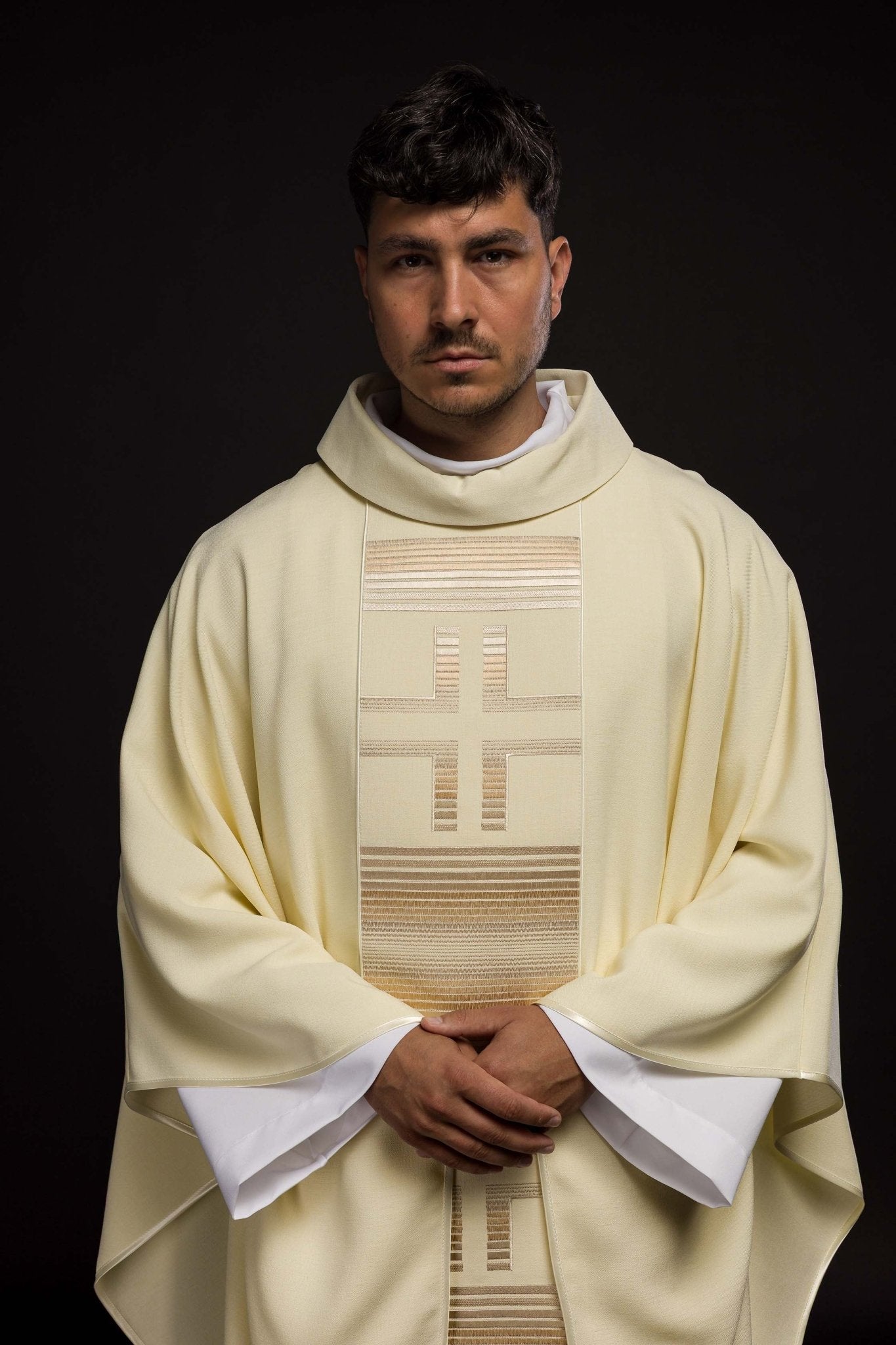 Casula blu liturgica mariana con ricami HA7032 - 05 ECRU - PERILPRETE.IT