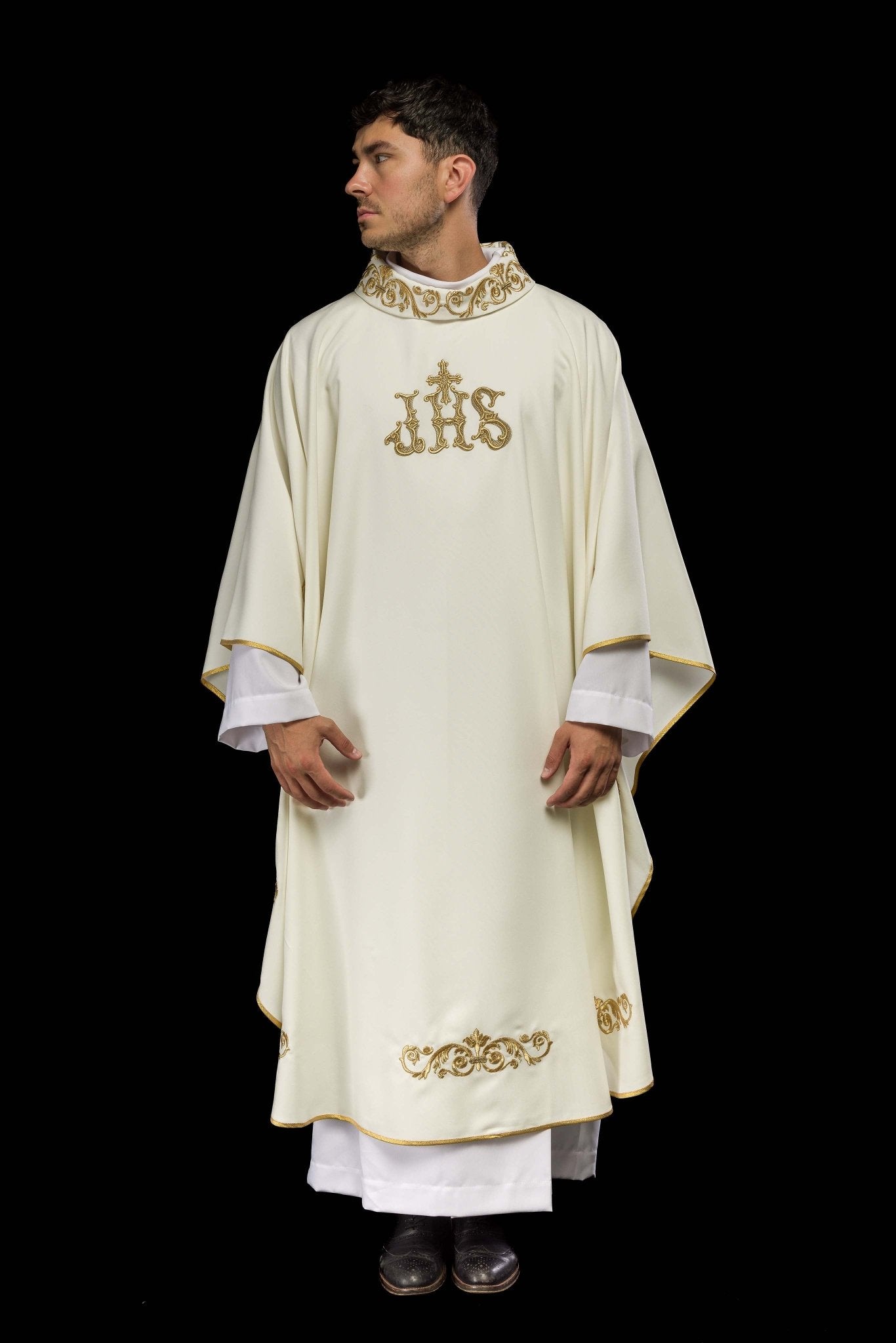 Casula con decorazioni e motivo IHS KOR/157/05/01 ECRU - PERILPRETE.IT