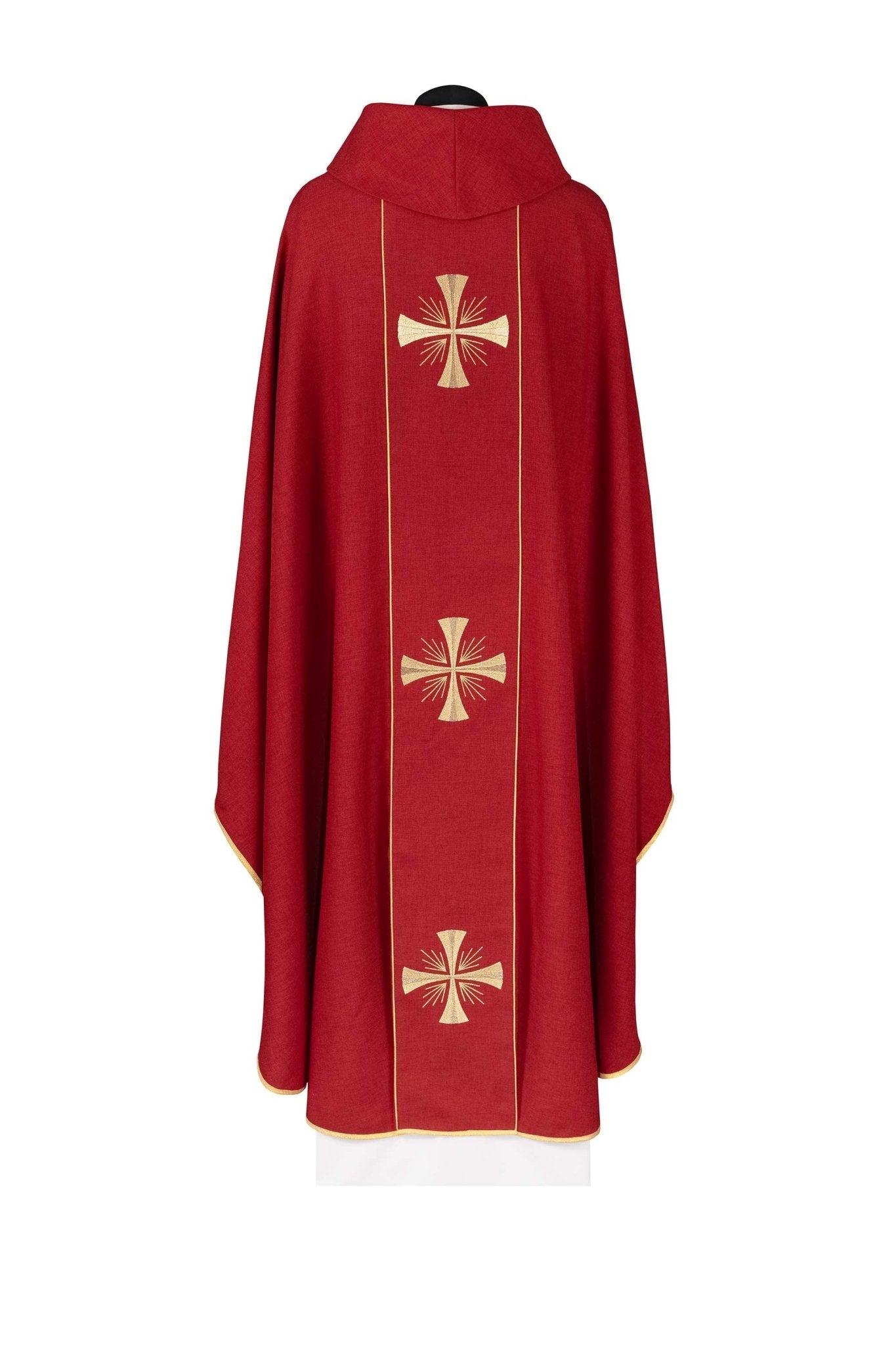 Casula con fascia rossa e ricamo di croci KDT/7054/02/70 CZERWONY - PERILPRETE.IT
