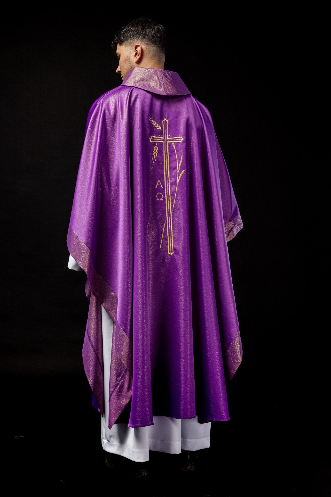 Casula con motivo a croce e spiga di colore viola S - 7052 - 03 - 54 - PERILPRETE.IT