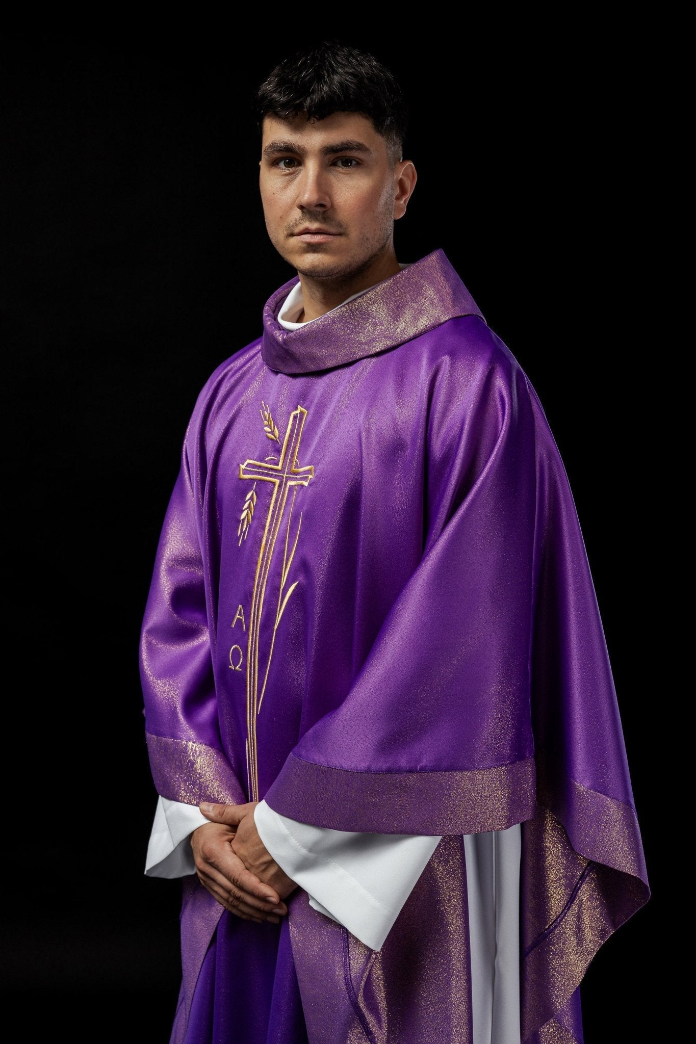 Casula con motivo a croce e spiga di colore viola S - 7052 - 03 - 54 - PERILPRETE.IT