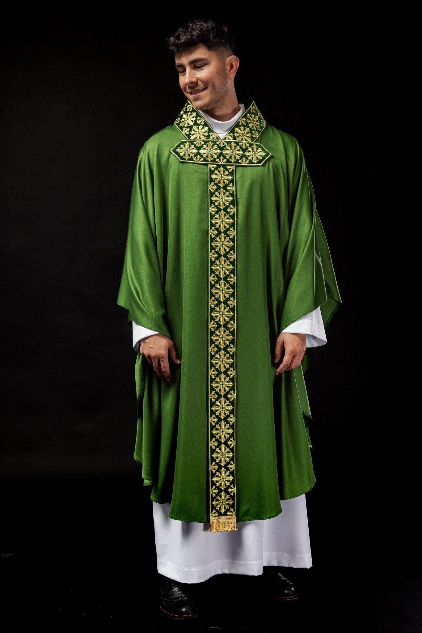 Casula con ricamo lucido in colore verde LE/7026/01 - PERILPRETE.IT