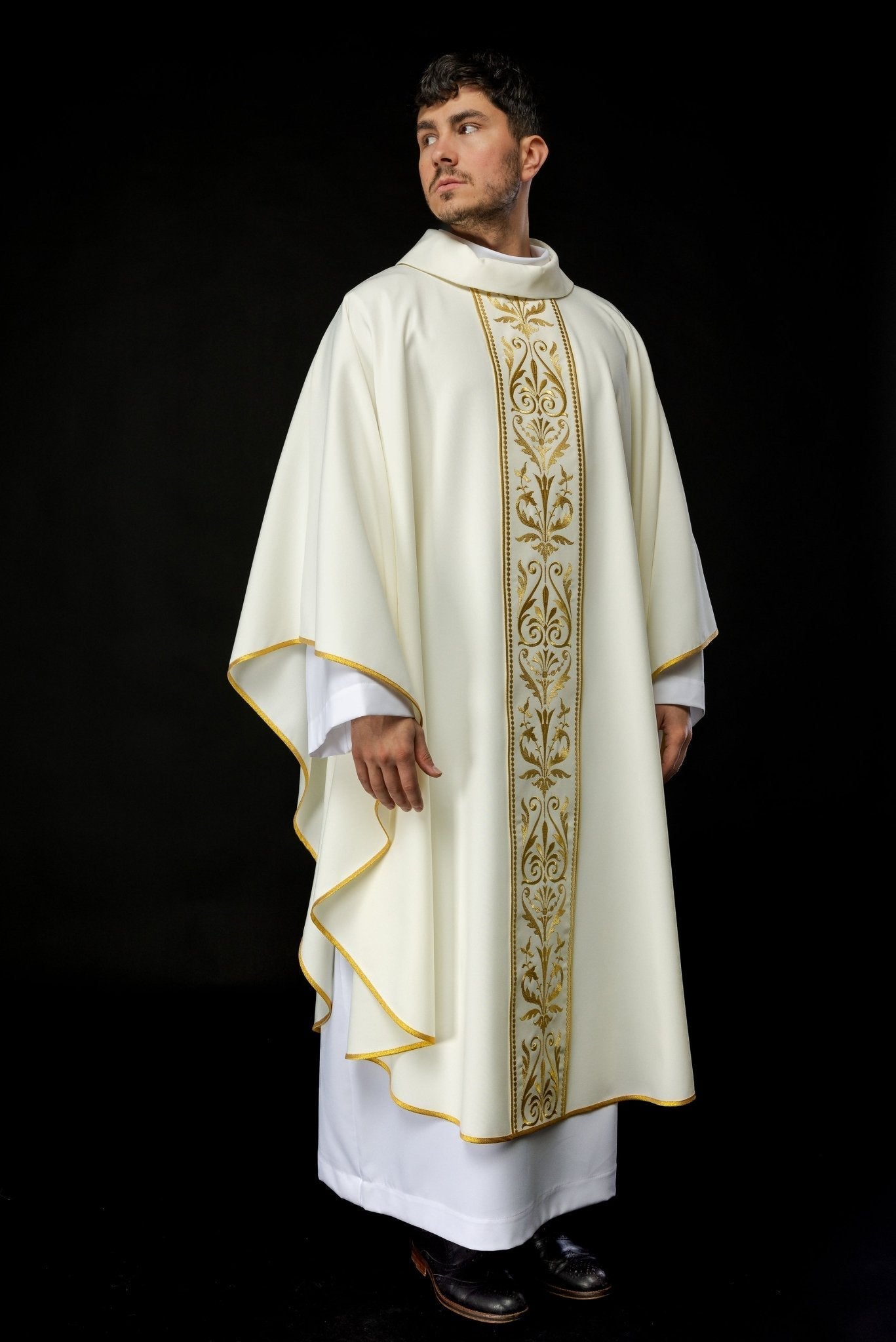 Casula liturgica écru con fascia ricamata KOR/008/05/01 ECRU - PERILPRETE.IT