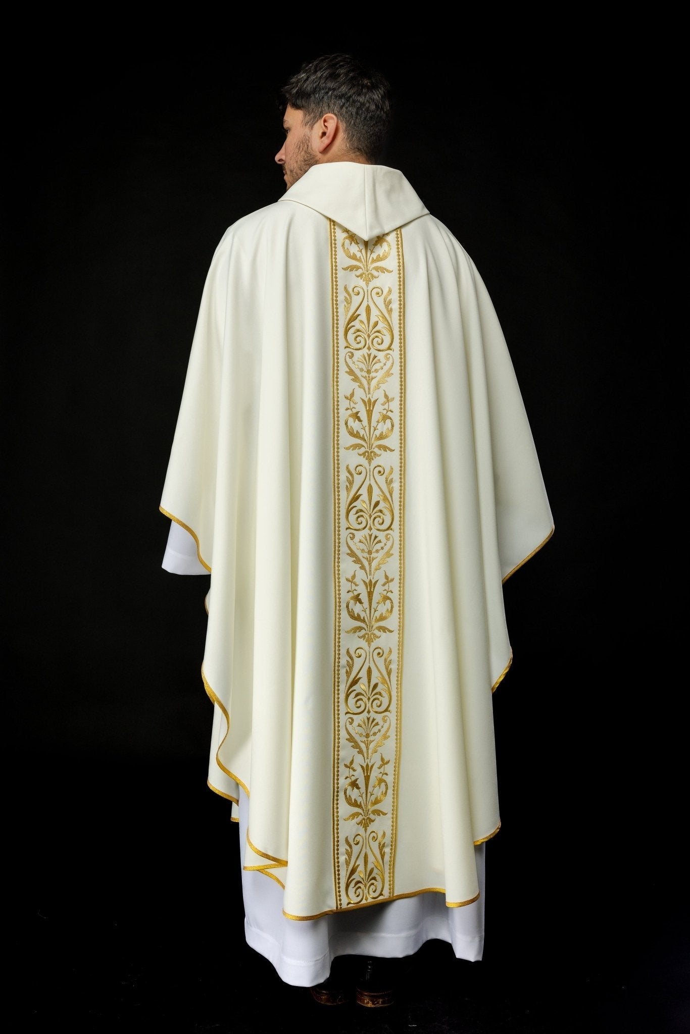 Casula liturgica écru con fascia ricamata KOR/008/05/01 ECRU - PERILPRETE.IT