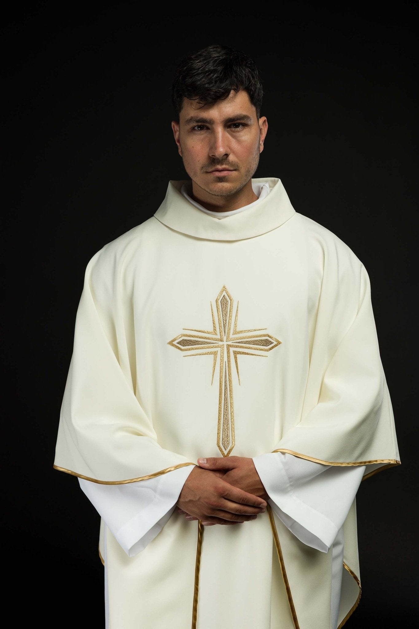 Casula ricamata con motivo della Santa Croce KOR/037/05/12 ECRU - PERILPRETE.IT