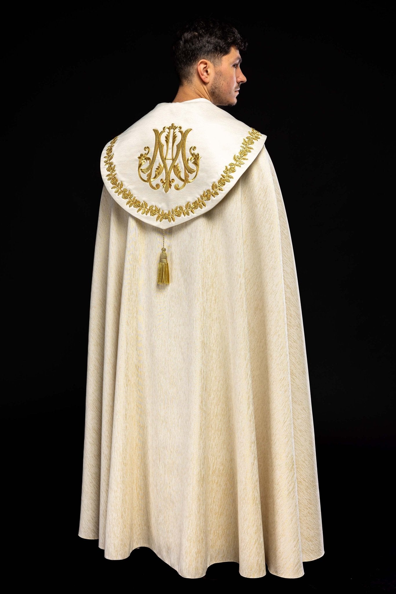 Casula ricamata mariana color ecru KKP/158/05/86 145cm - PERILPRETE.IT