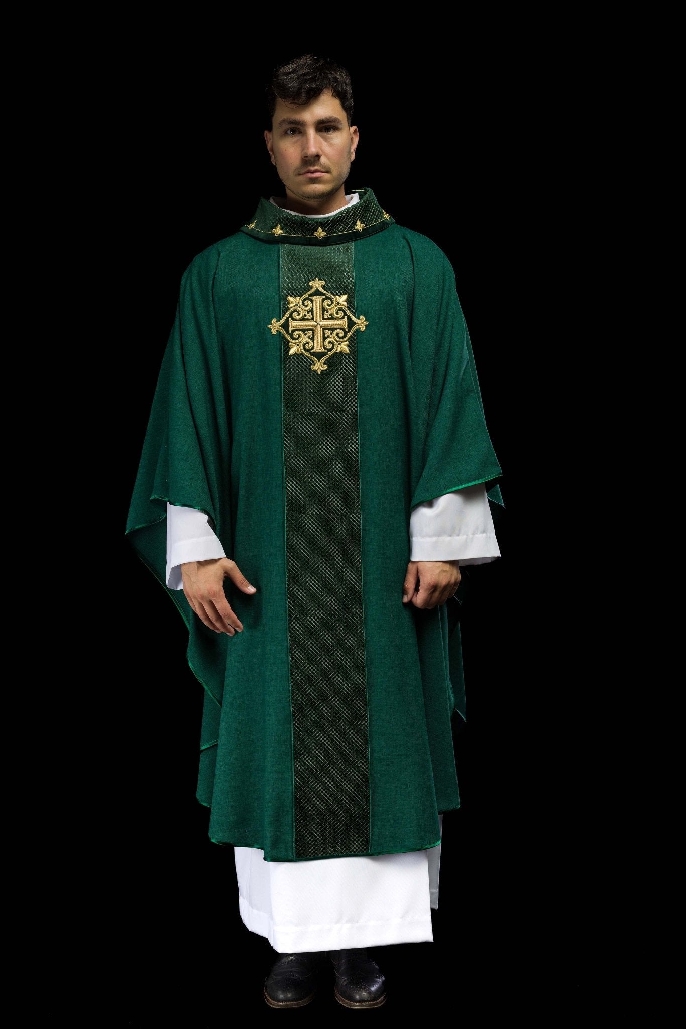 Casula ricamata su velluto con simbolo della Croce Verde LE/7029/01 - PERILPRETE.IT