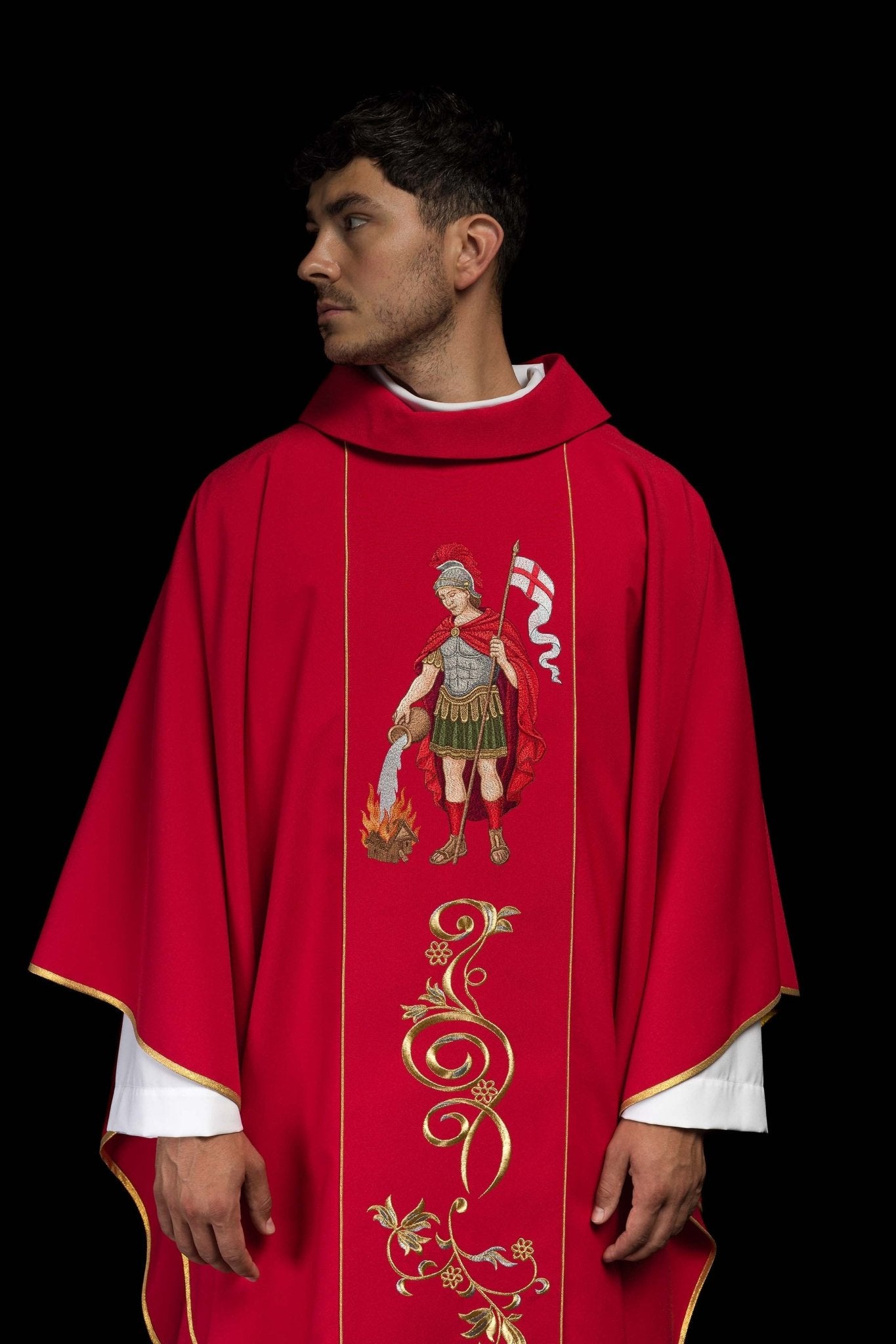 Casula riccamente ricamata con l'immagine di San Floriano KOW2/036/02/01 - PERILPRETE.IT