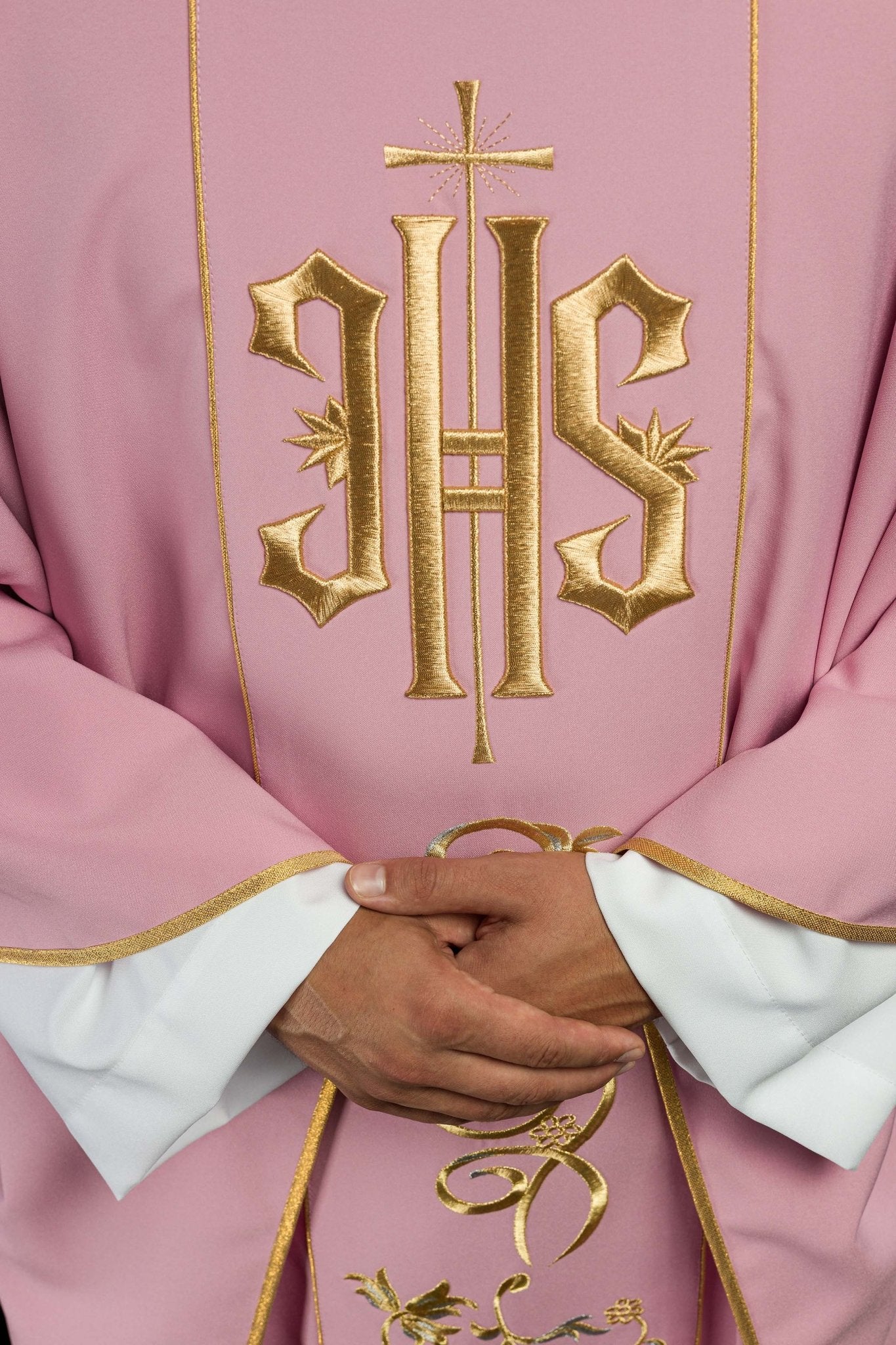 Casula Rosa ricamata IHS KOR/031/08/01 RÓŻ - PERILPRETE.IT