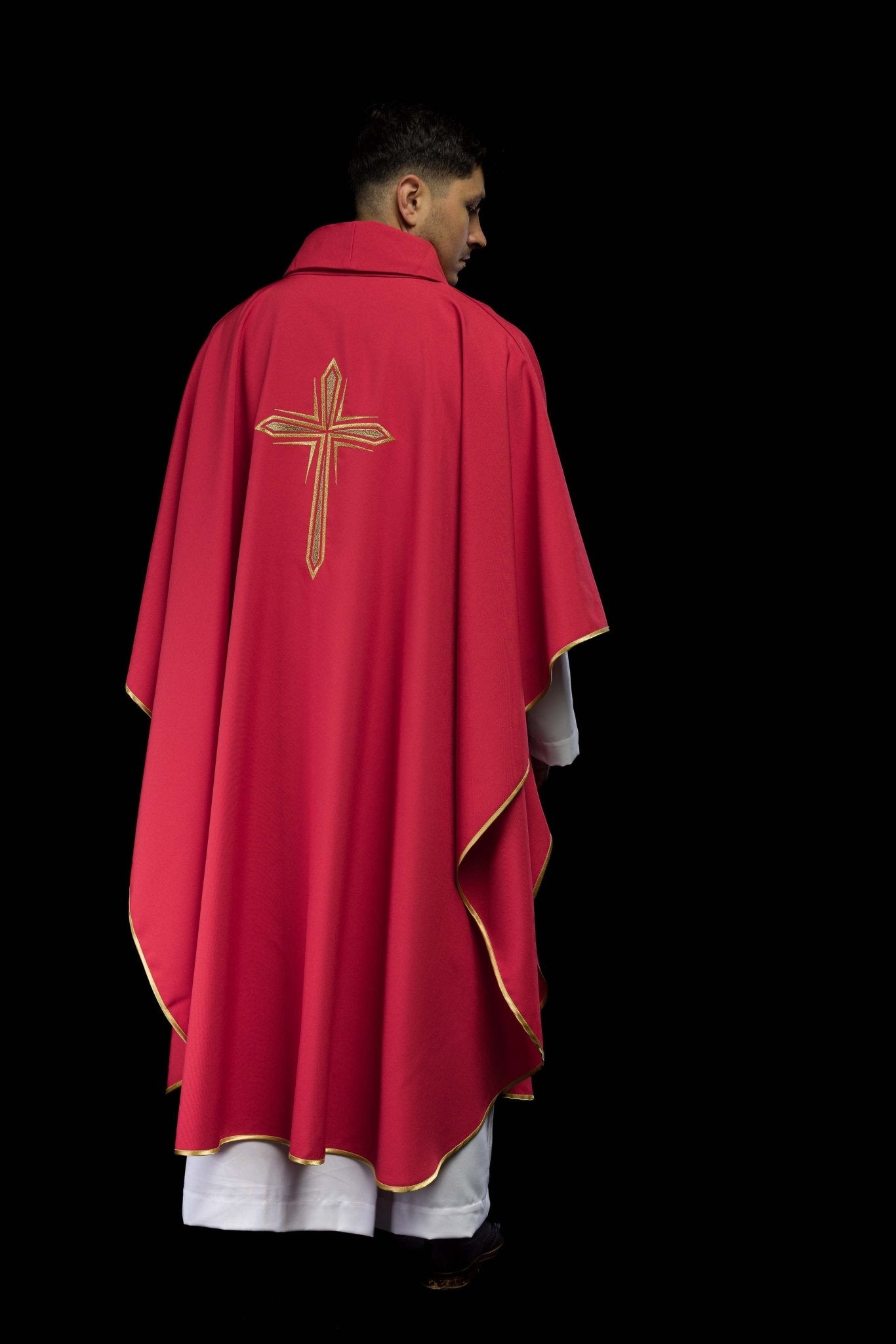 Casula Rossa con ricamo della Croce KOR/037/02/12 CZERWONY - PERILPRETE.IT