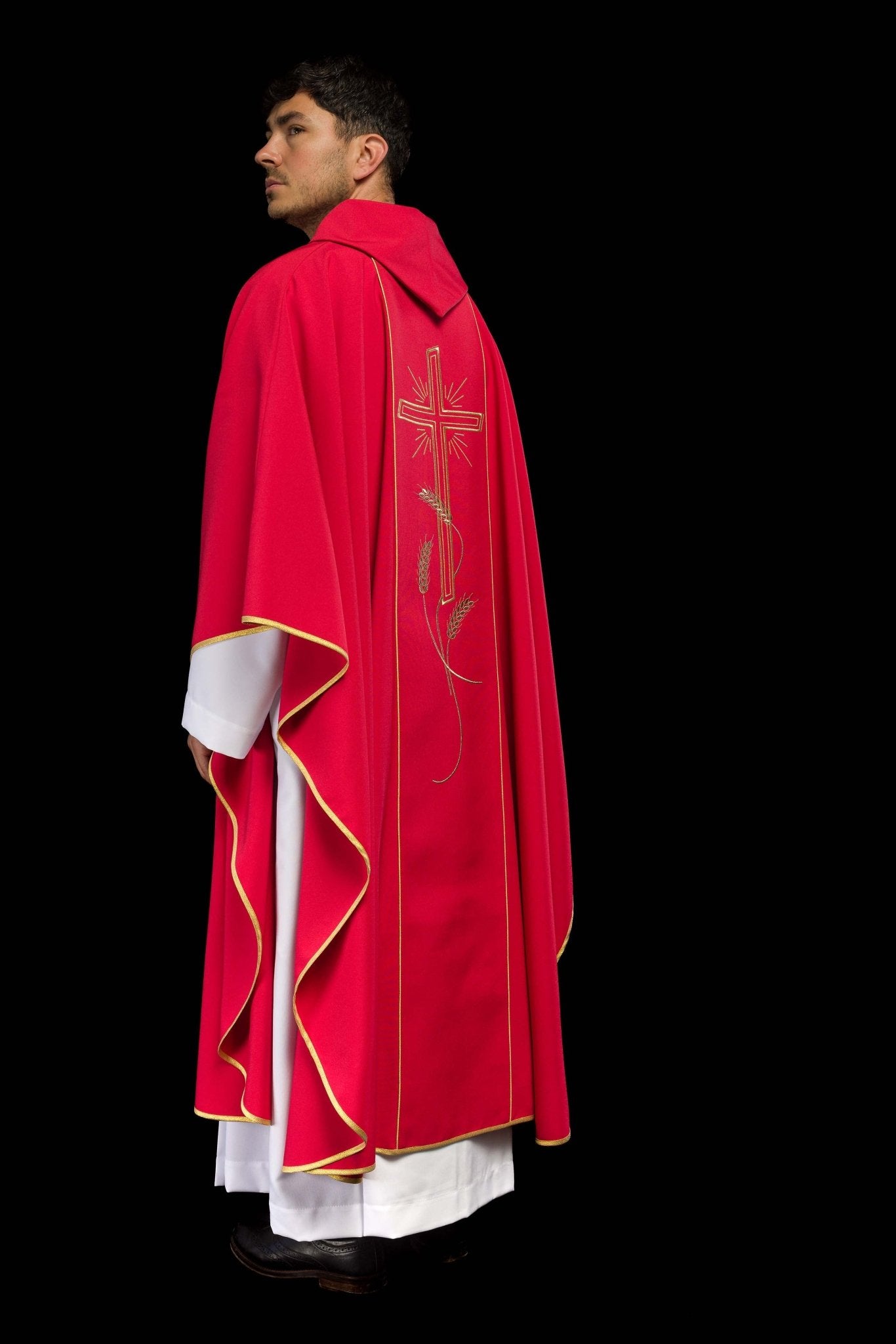 Casula Rossa con ricamo dorato Croce e IHS KOR/074/02/01 CZERWONY - PERILPRETE.IT