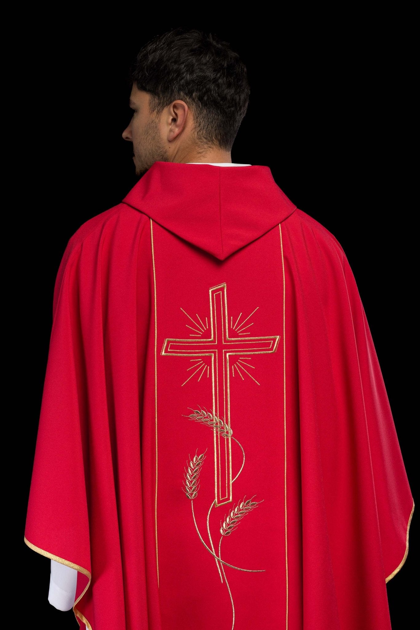 Casula Rossa con ricamo dorato Croce e IHS KOR/074/02/01 CZERWONY - PERILPRETE.IT