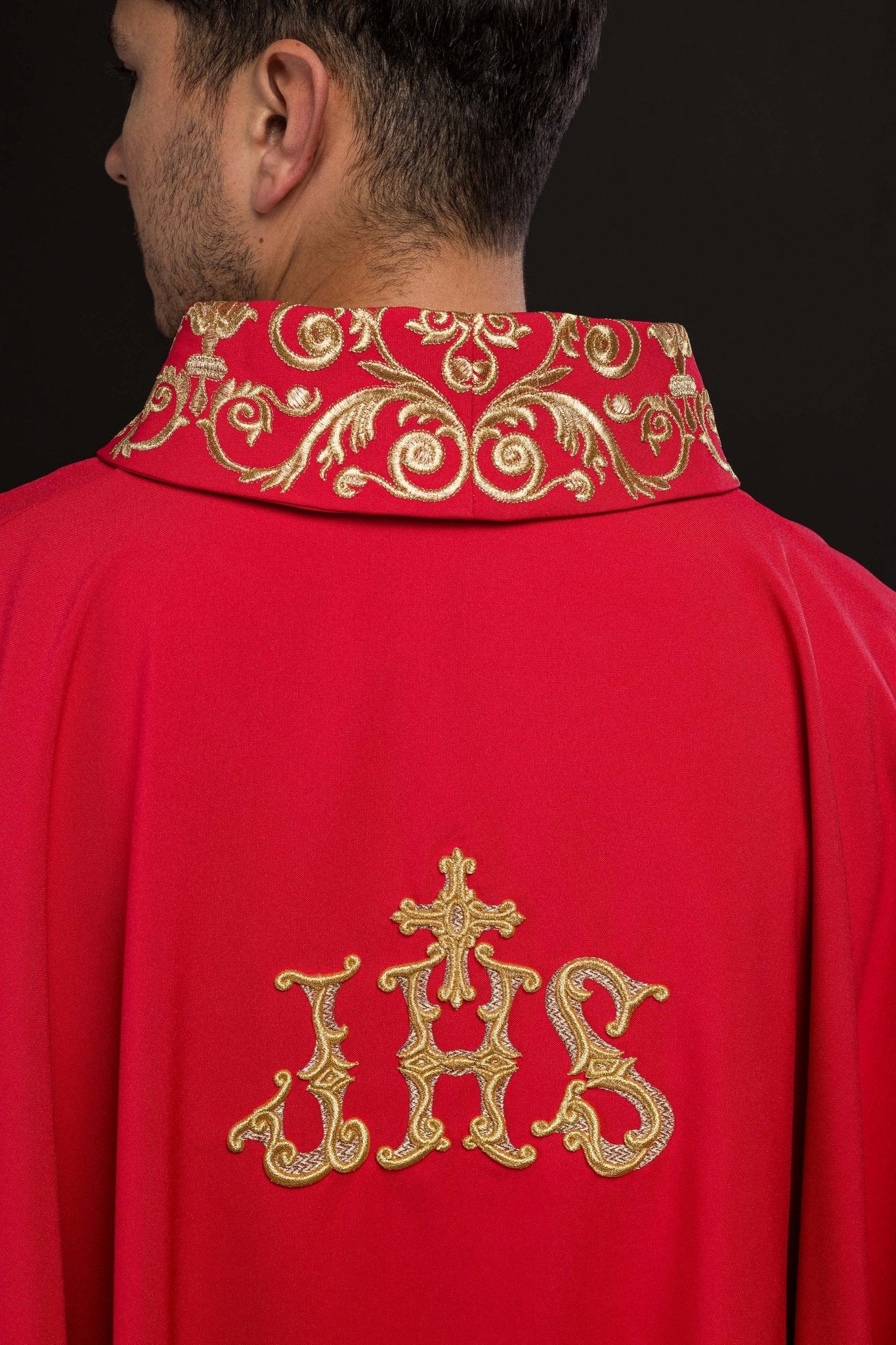 Casula Rossa ricamata IHS KOR/157/02/01 CZERWONY - PERILPRETE.IT
