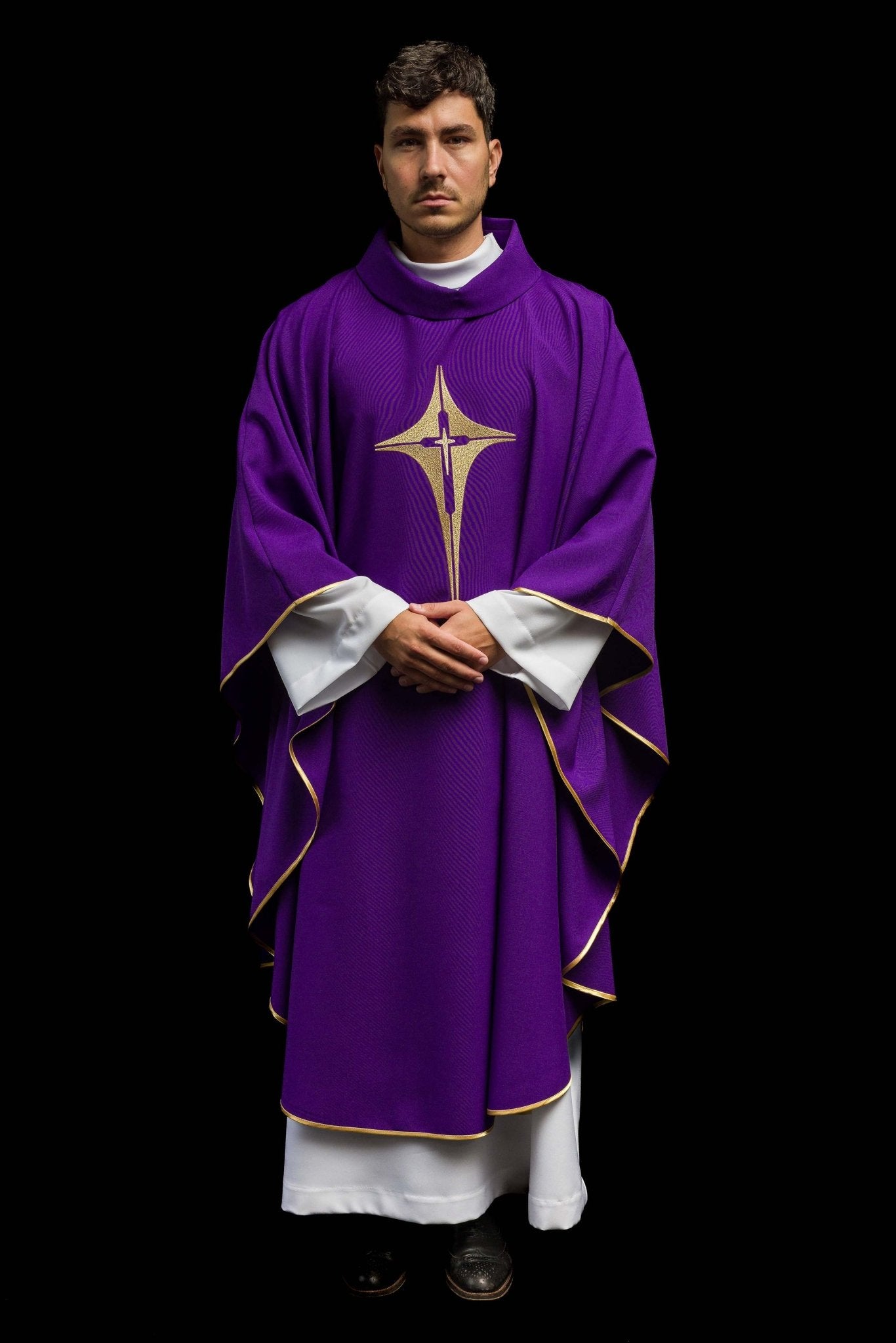 Casula Viola ricamata con motivo della Croce KOR/002/03/12 FIOLET - PERILPRETE.IT