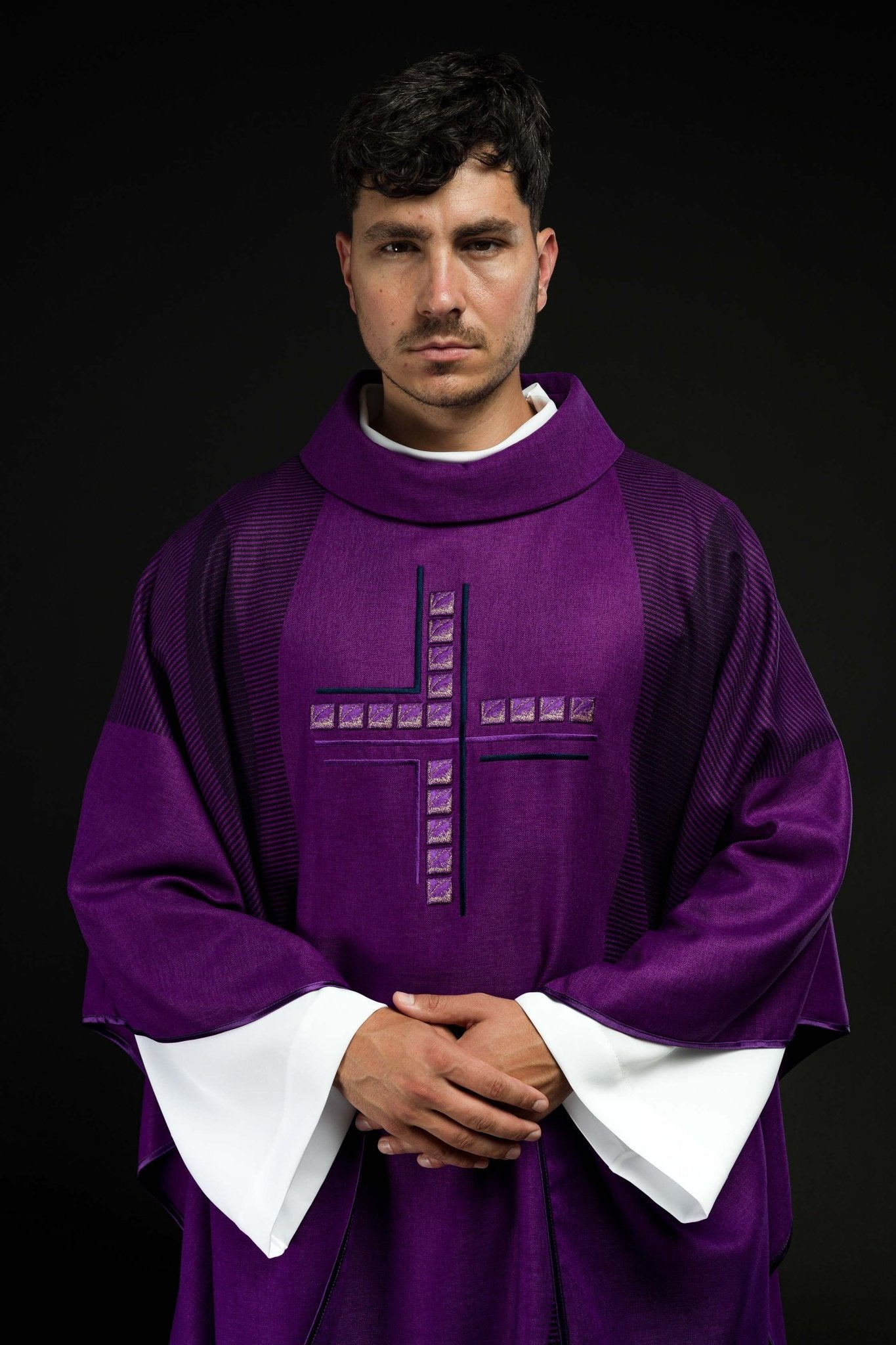 Casula Viola ricamo Croce HA7036-03 FIOLET - PERILPRETE.IT