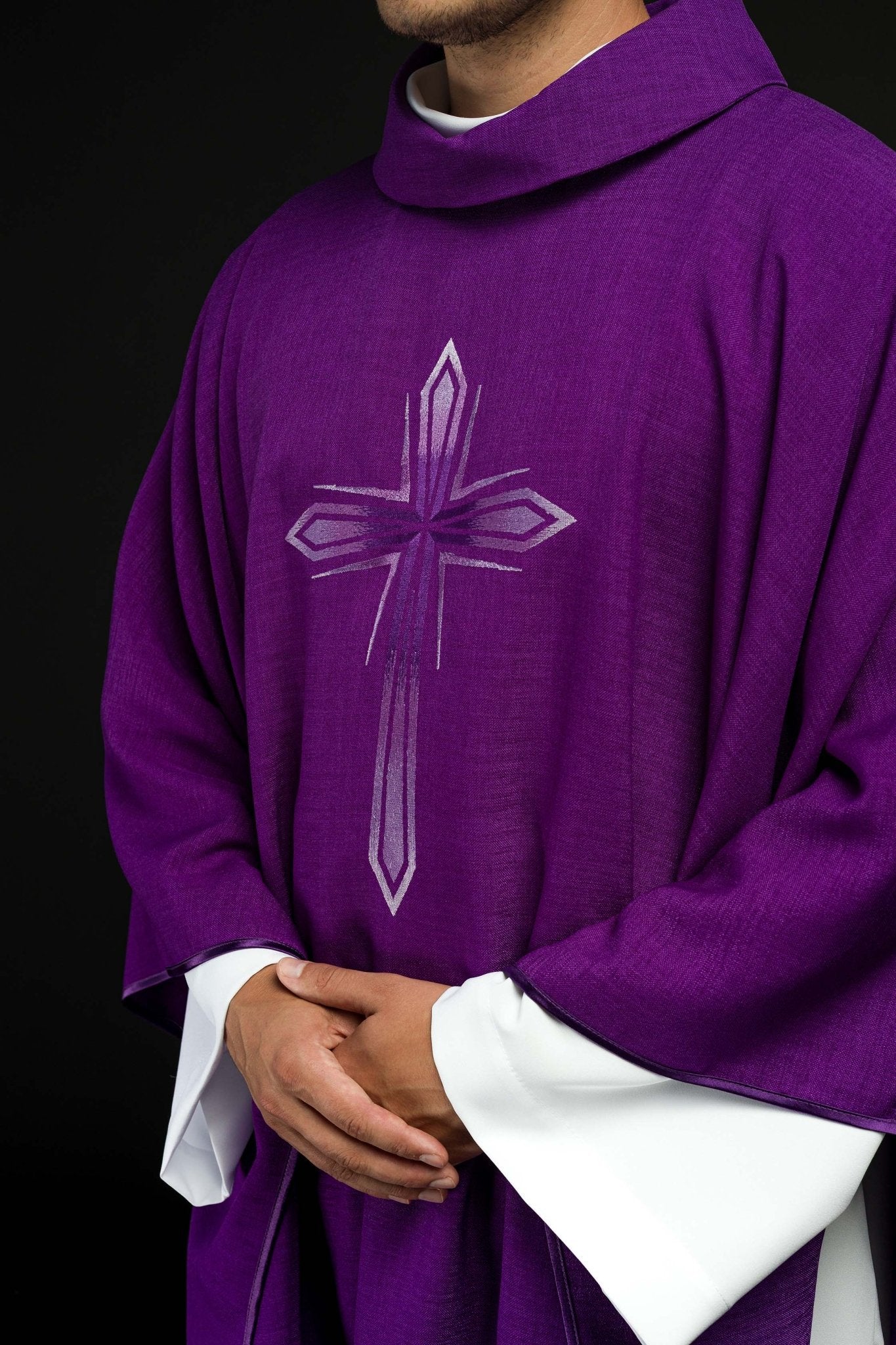 Casula Viola ricamo Croce HA7034-03 FIOLET - PERILPRETE.IT