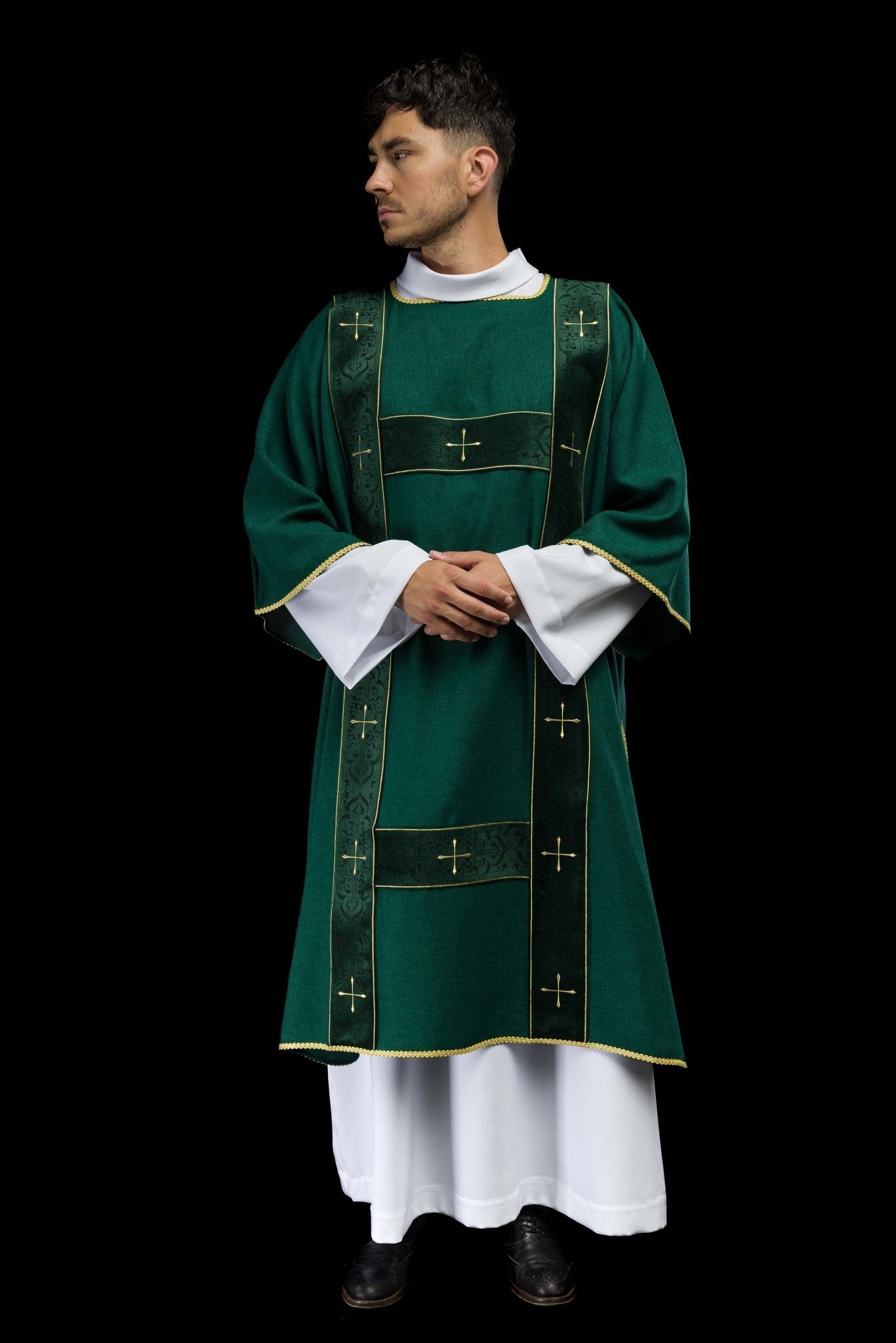 Dalmatica con fasce in velluto e croci dorate ricamate verde LE/1073/01/B - PERILPRETE.IT